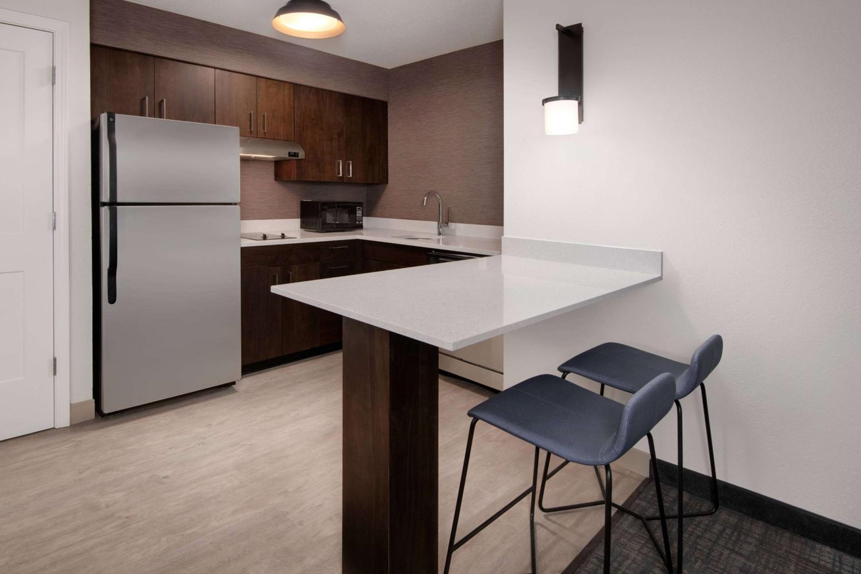 Deluxe Studio Suite King - Photo 3