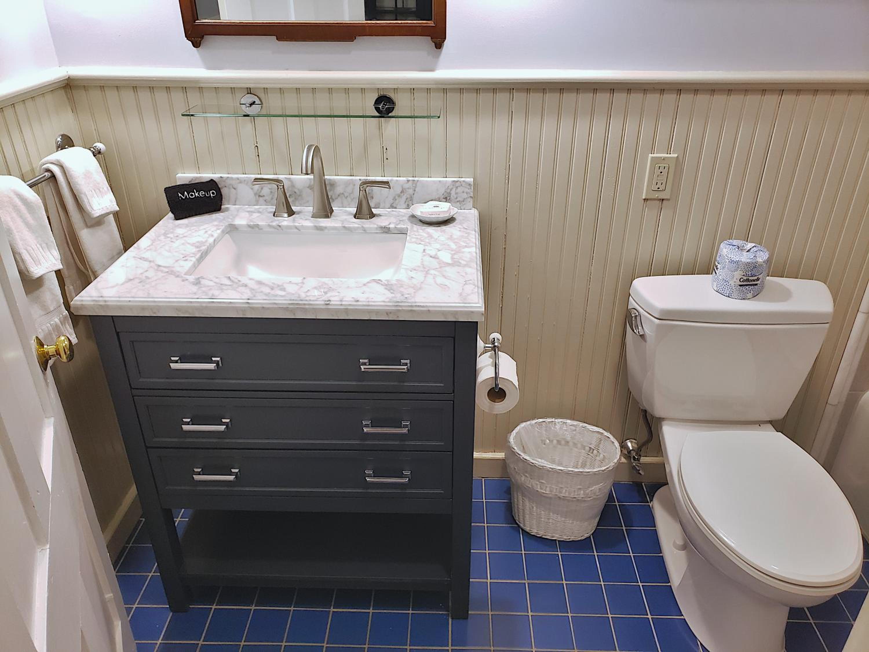 Deluxe King Room photo 3
