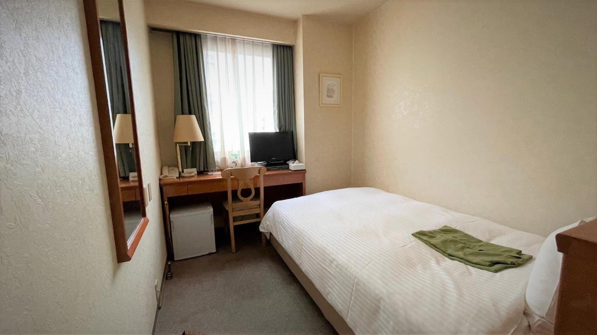 Single Room photo 2