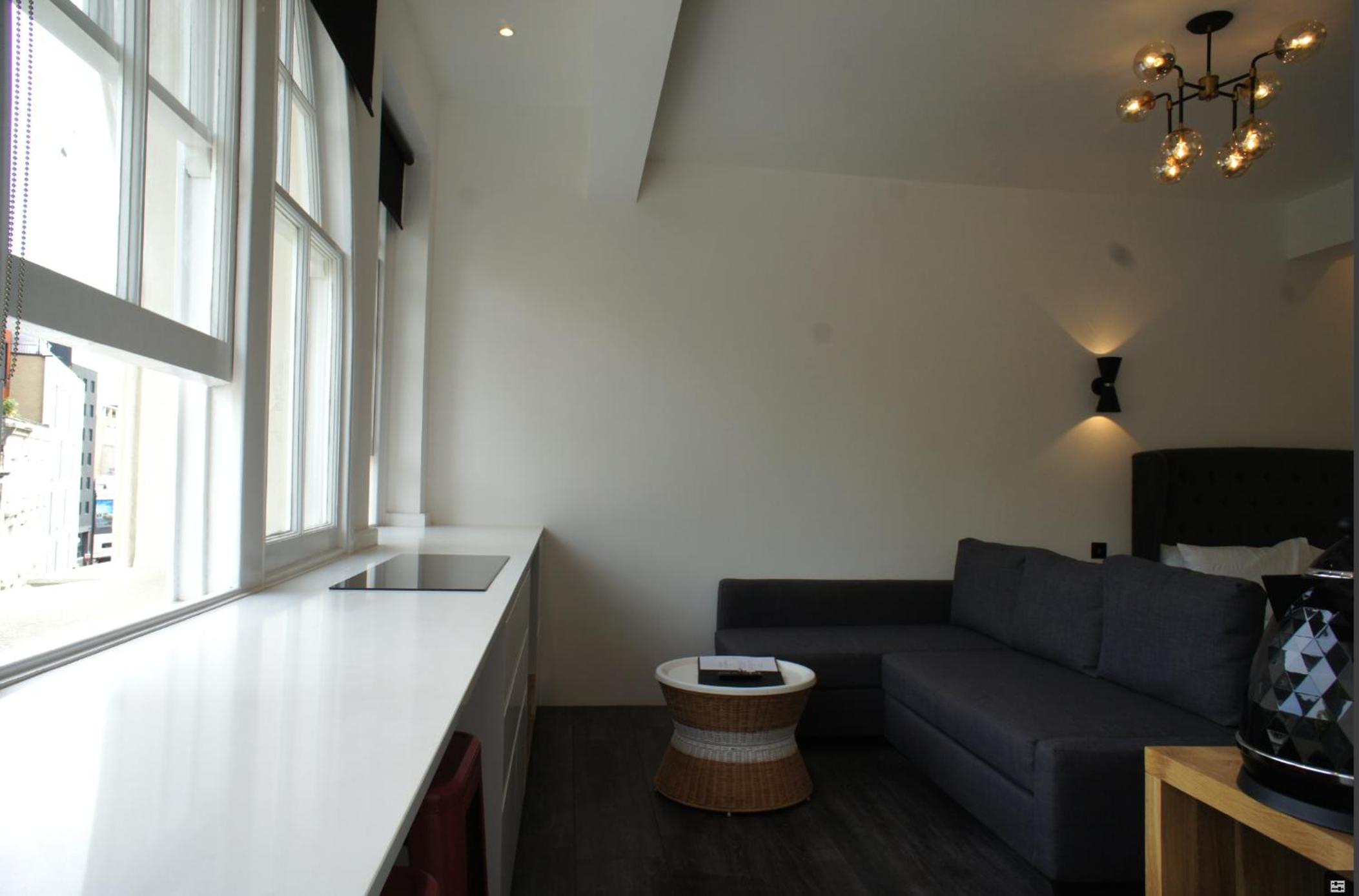 Studio Apartment photo 1