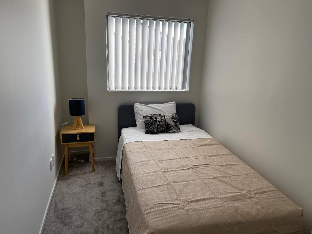 Four-Bedroom House - Photo 15