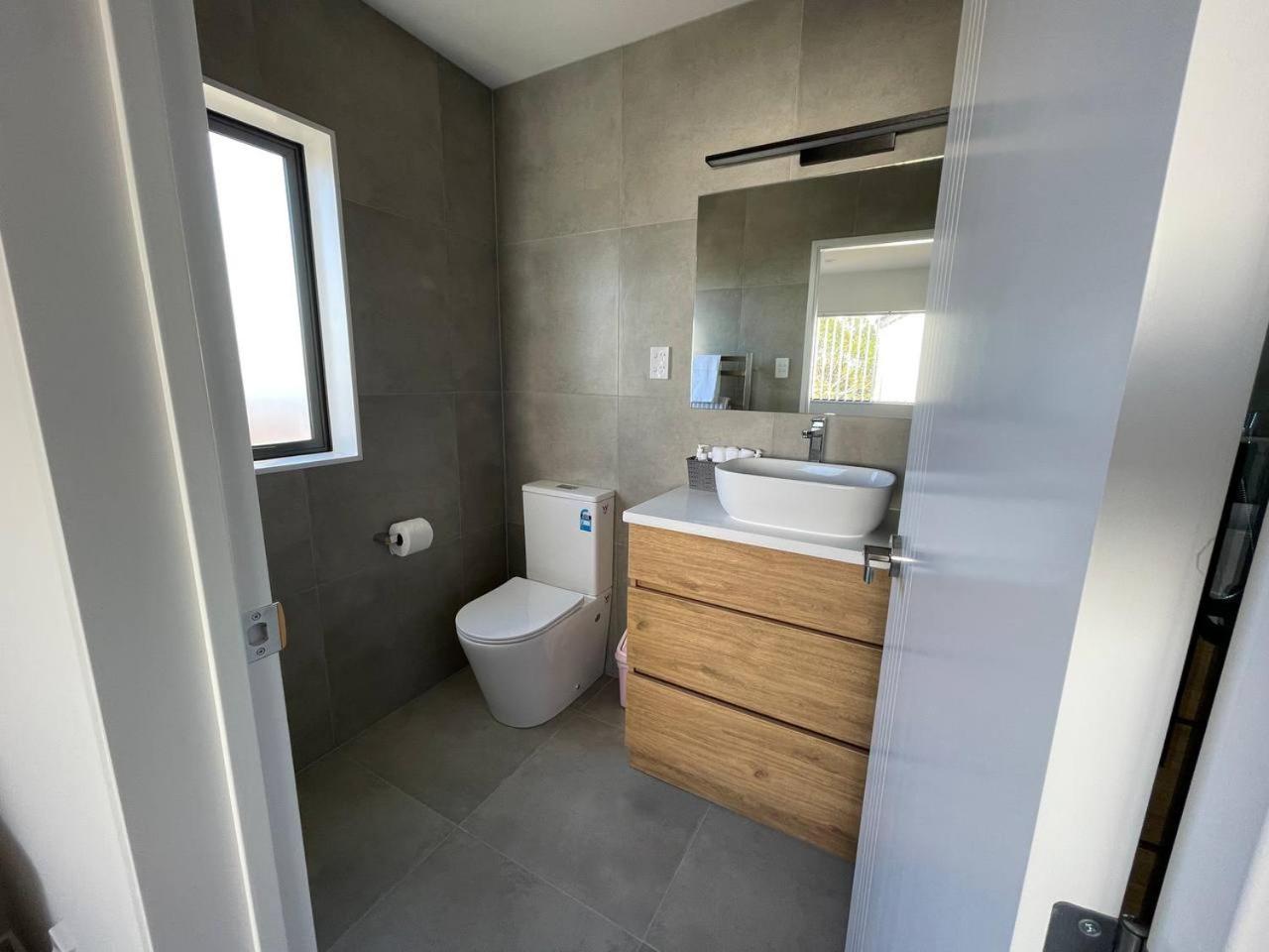 Four-Bedroom House - Photo 25