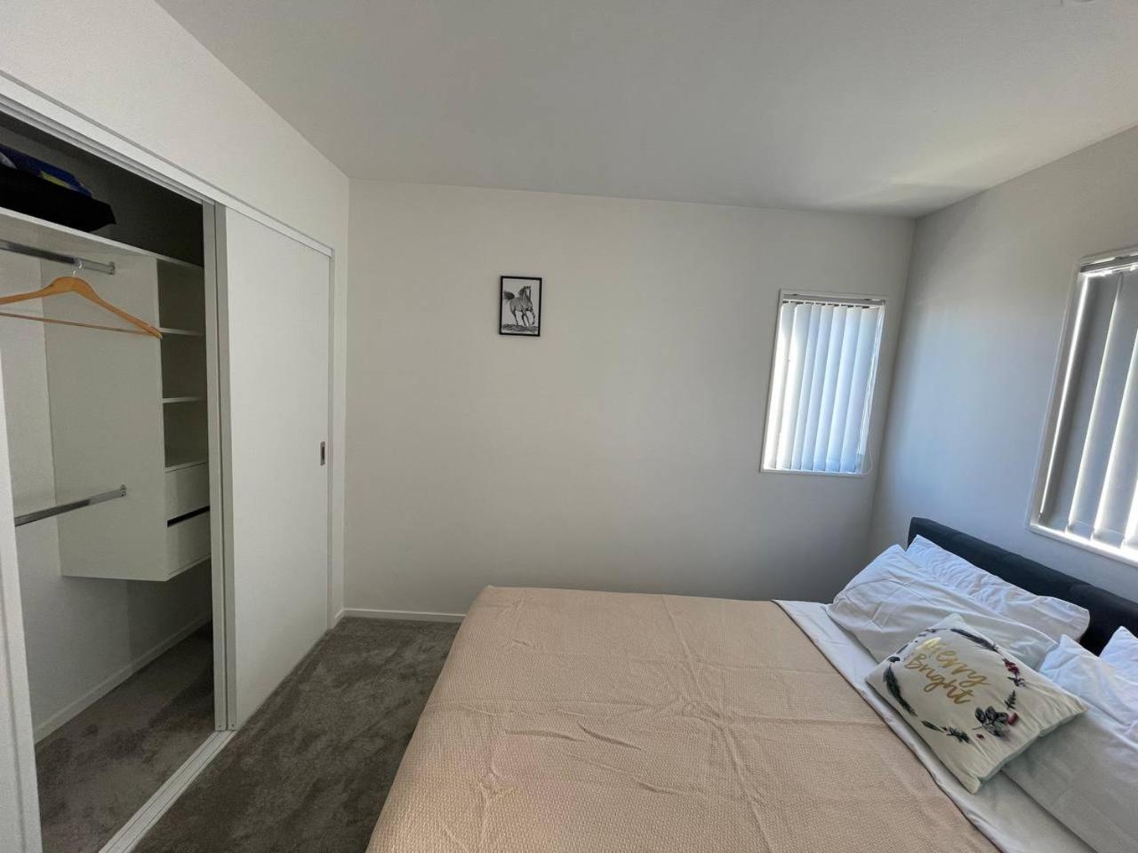 Four-Bedroom House - Photo 16