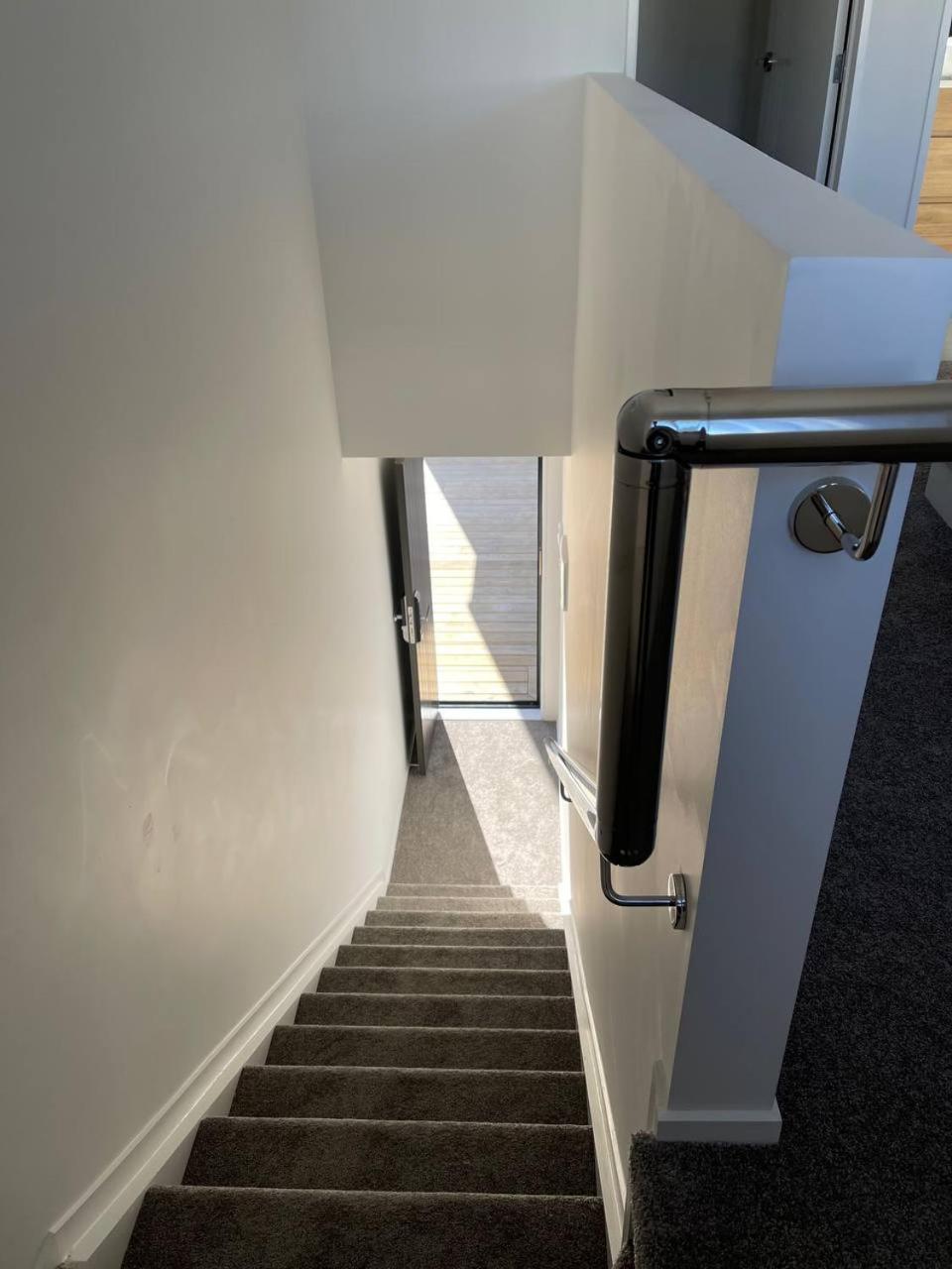 Four-Bedroom House - Photo 18