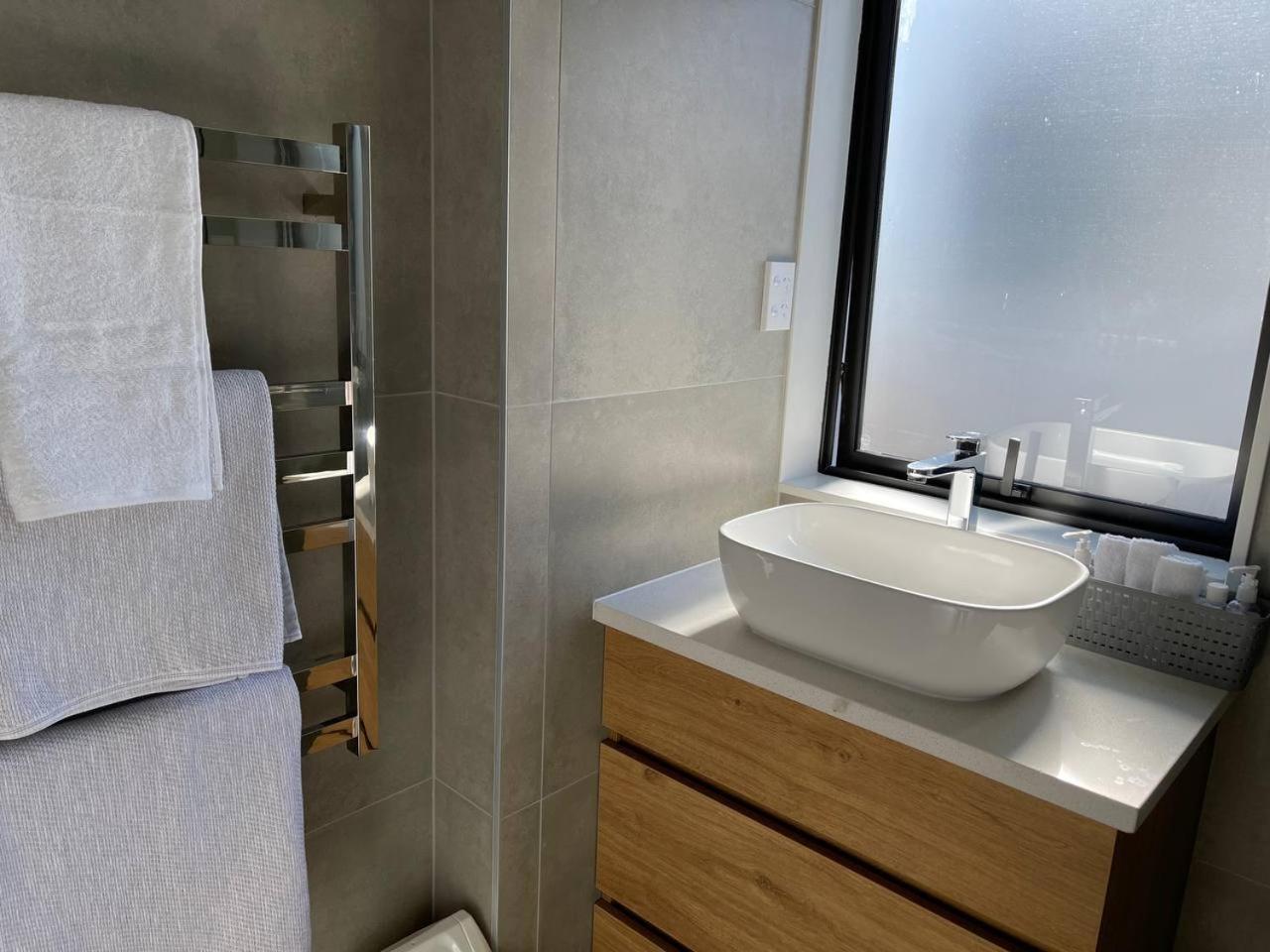 Four-Bedroom House - Photo 14