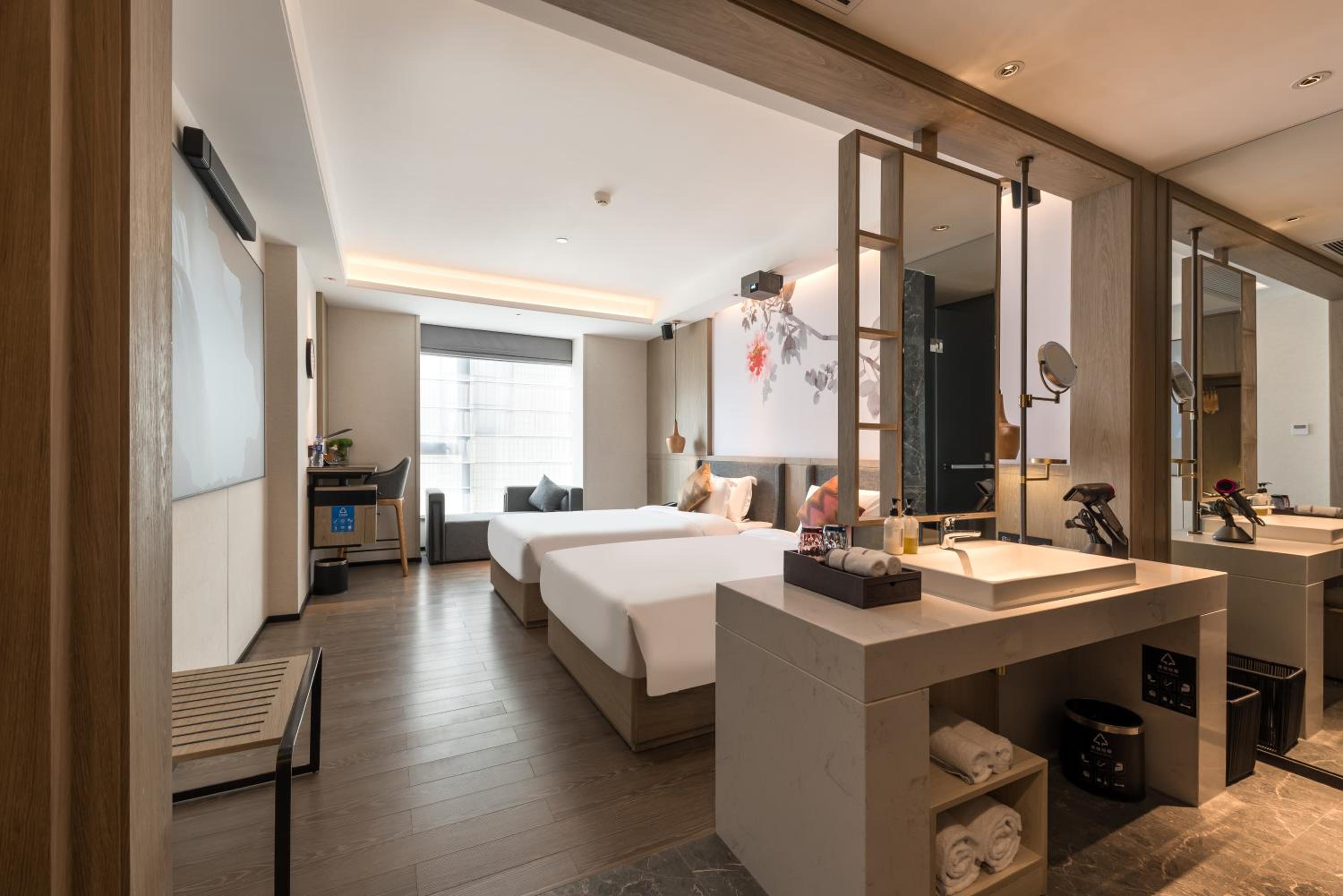 Deluxe Twin Room photo 1