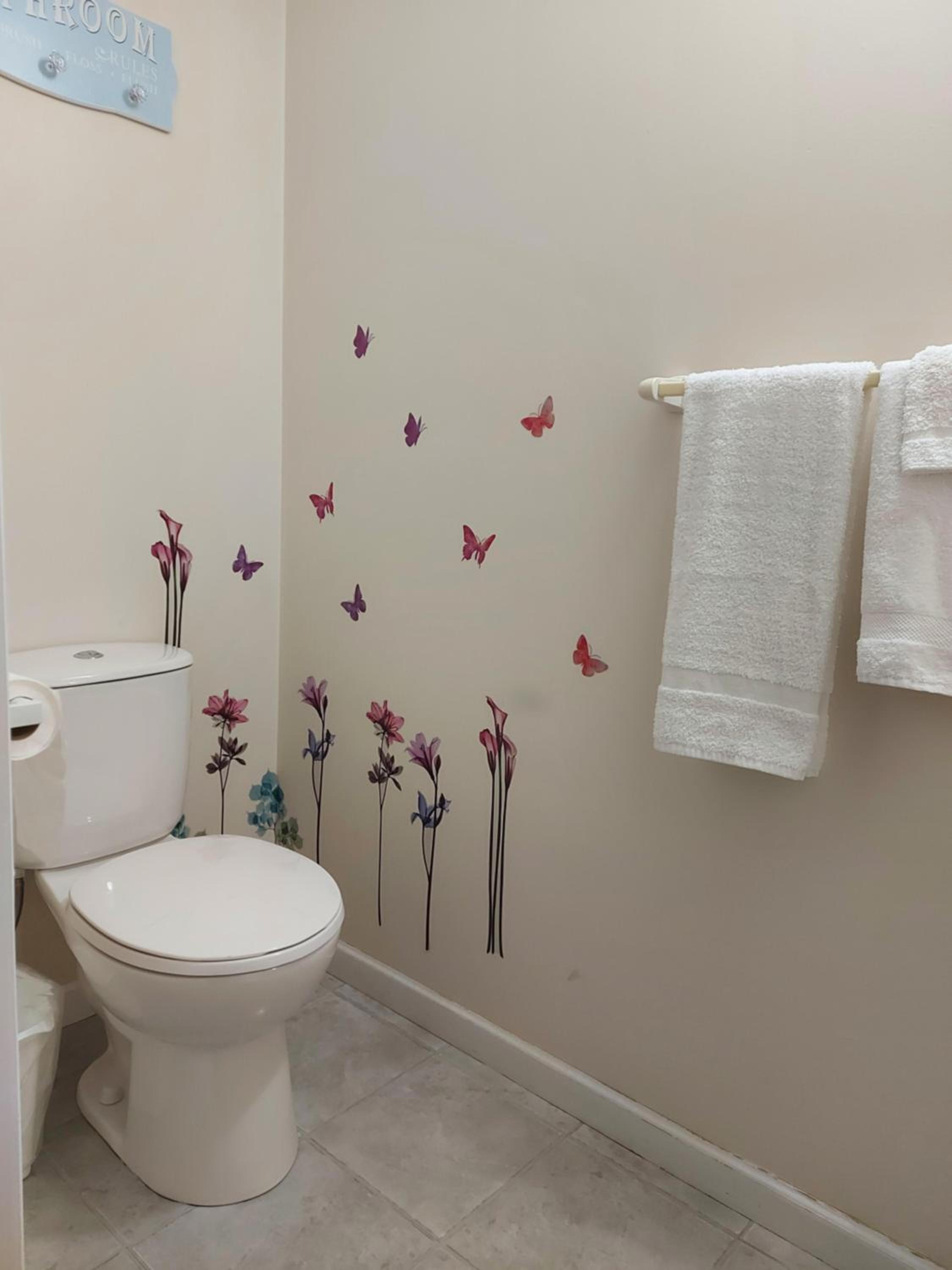 Two-Bedroom Apartment - Photo 16