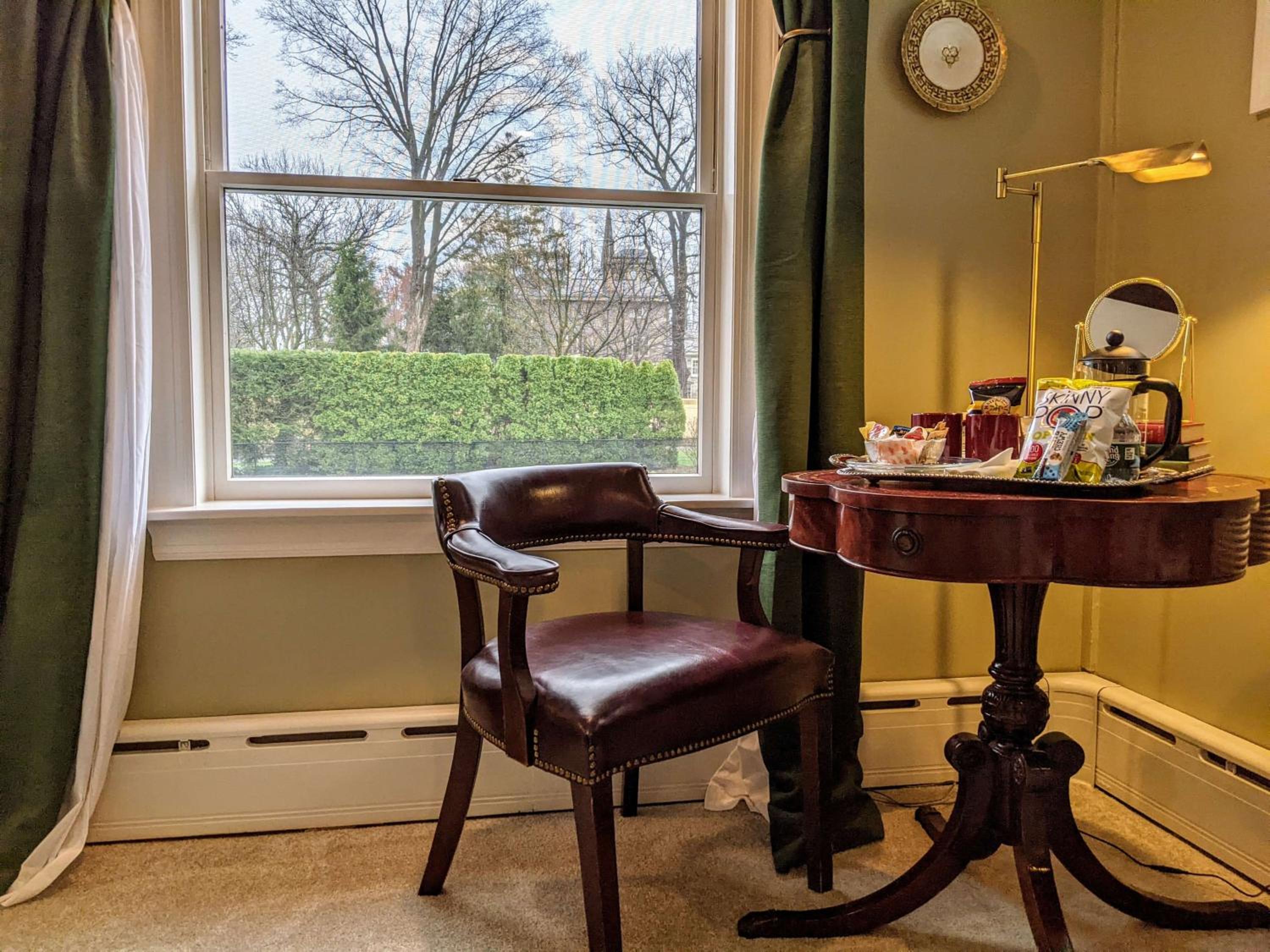 King Room with Pool View