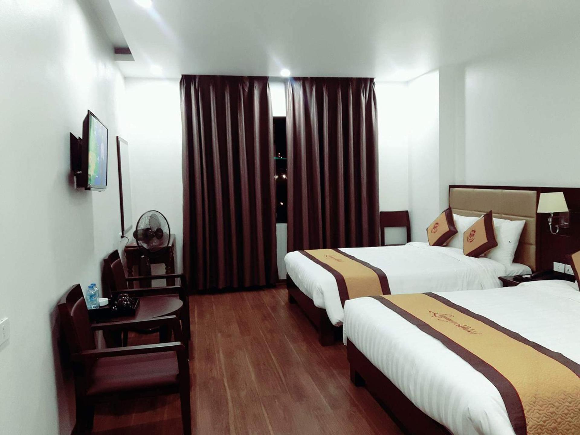 Triple Room with City View