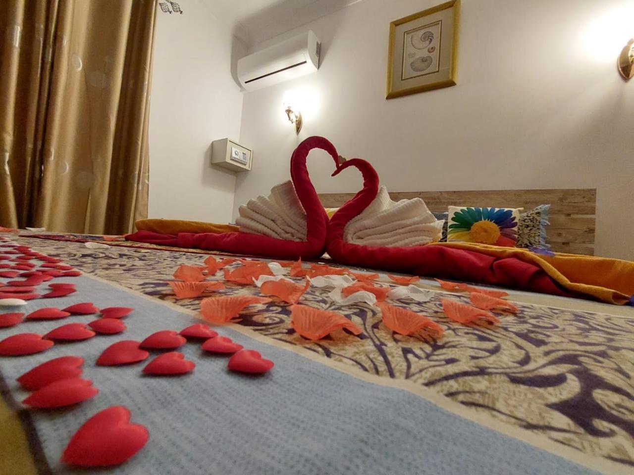 Double Room with Balcony photo 3