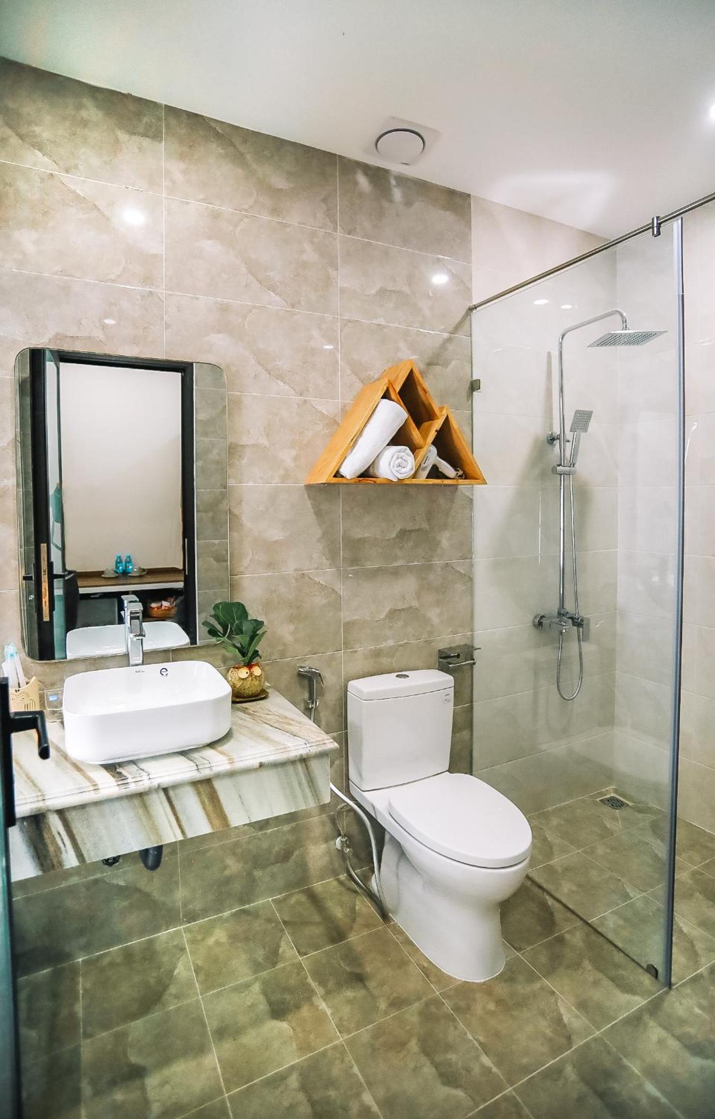 Double Room - Photo 9