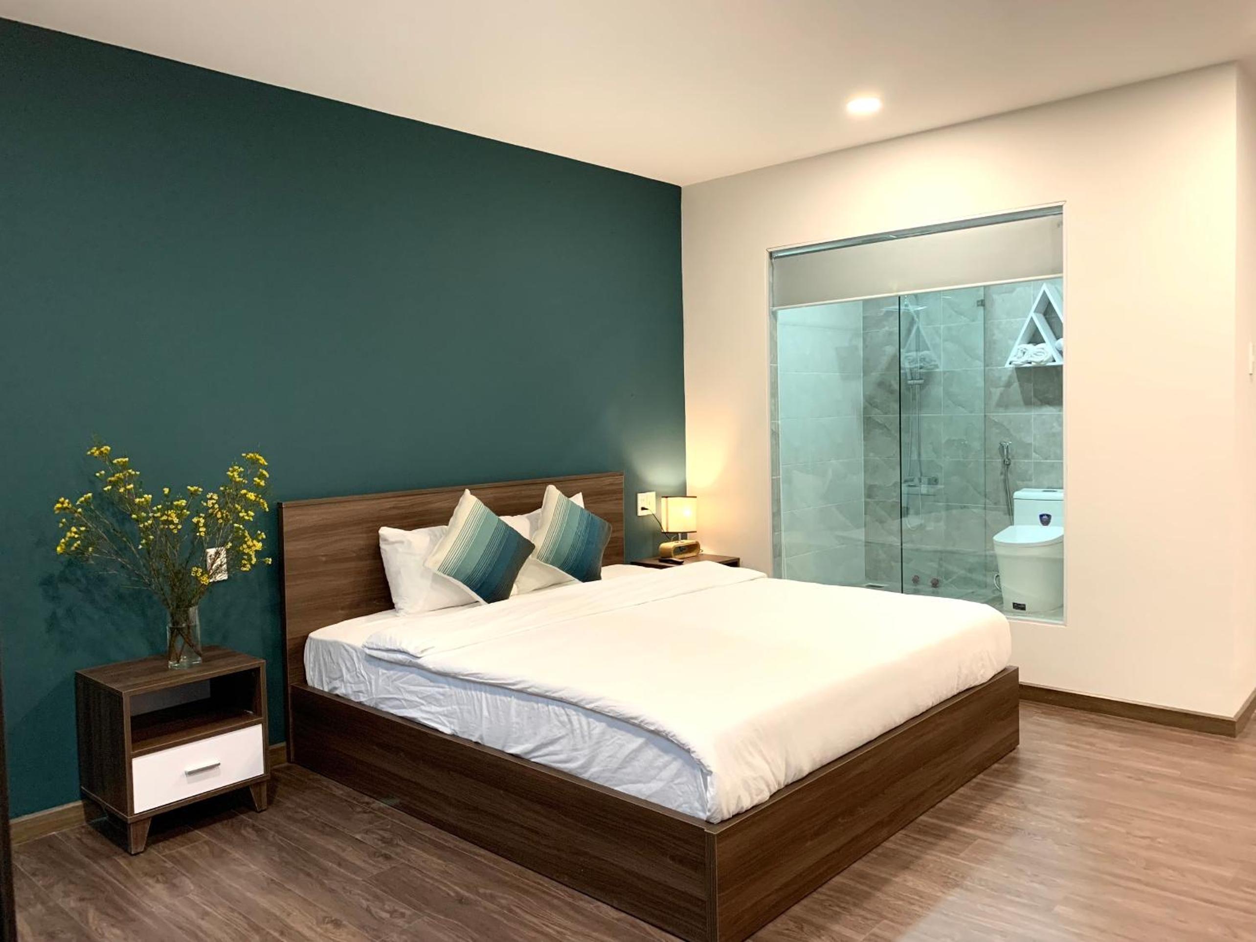 Double Room - Photo 17