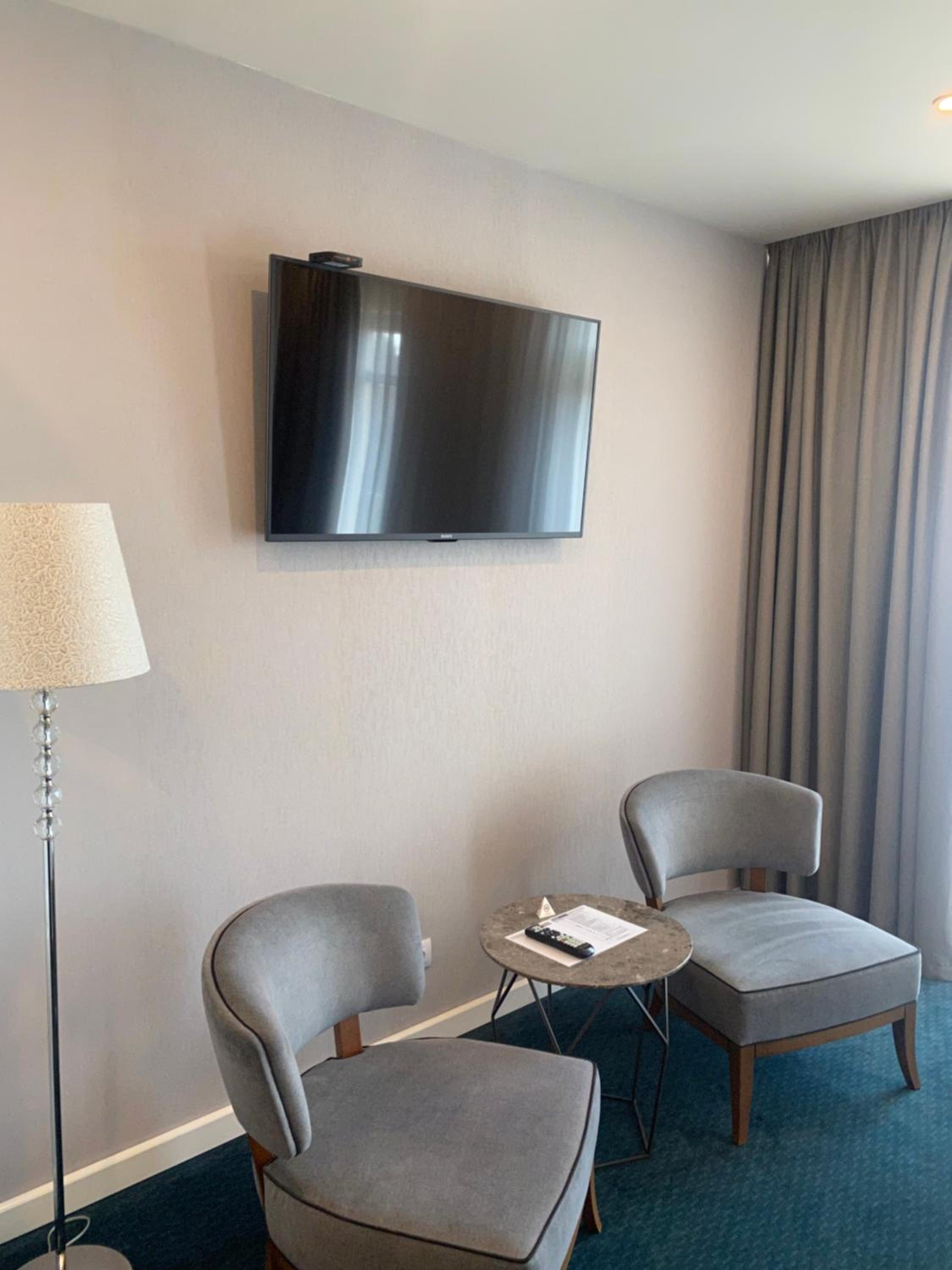 Deluxe Double Room with Balcony and Sea View photo 2