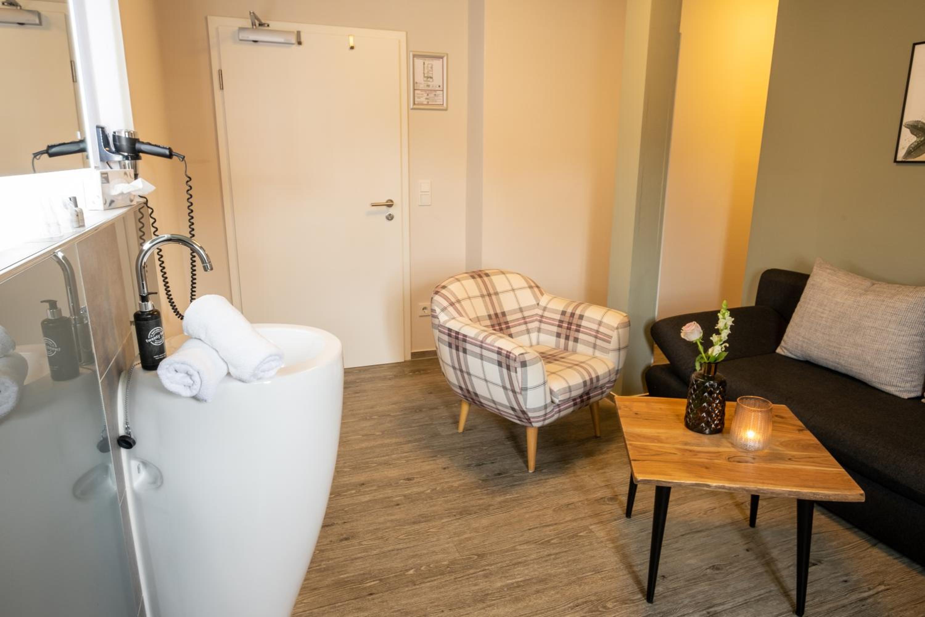 Deluxe Suite photo 2