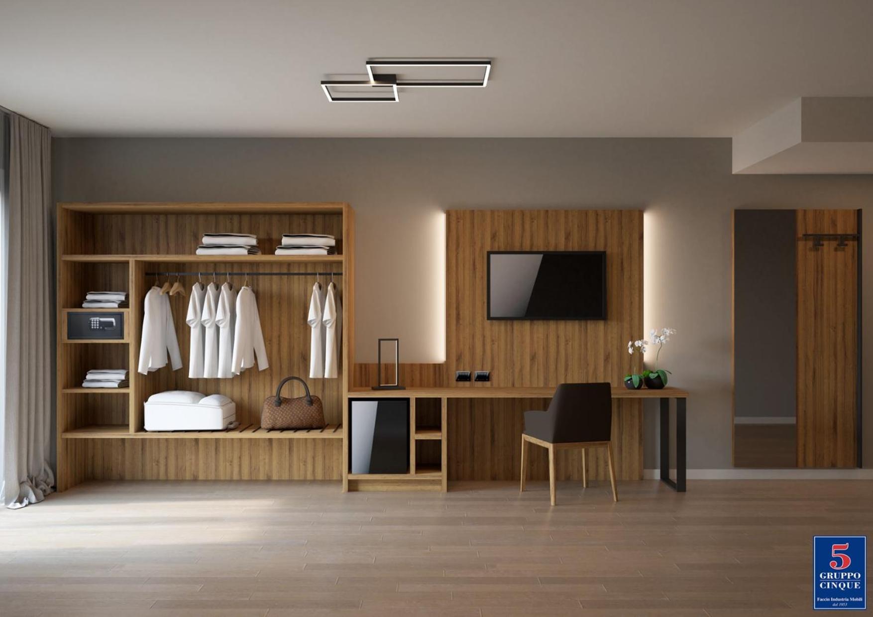 Deluxe Suite photo 2