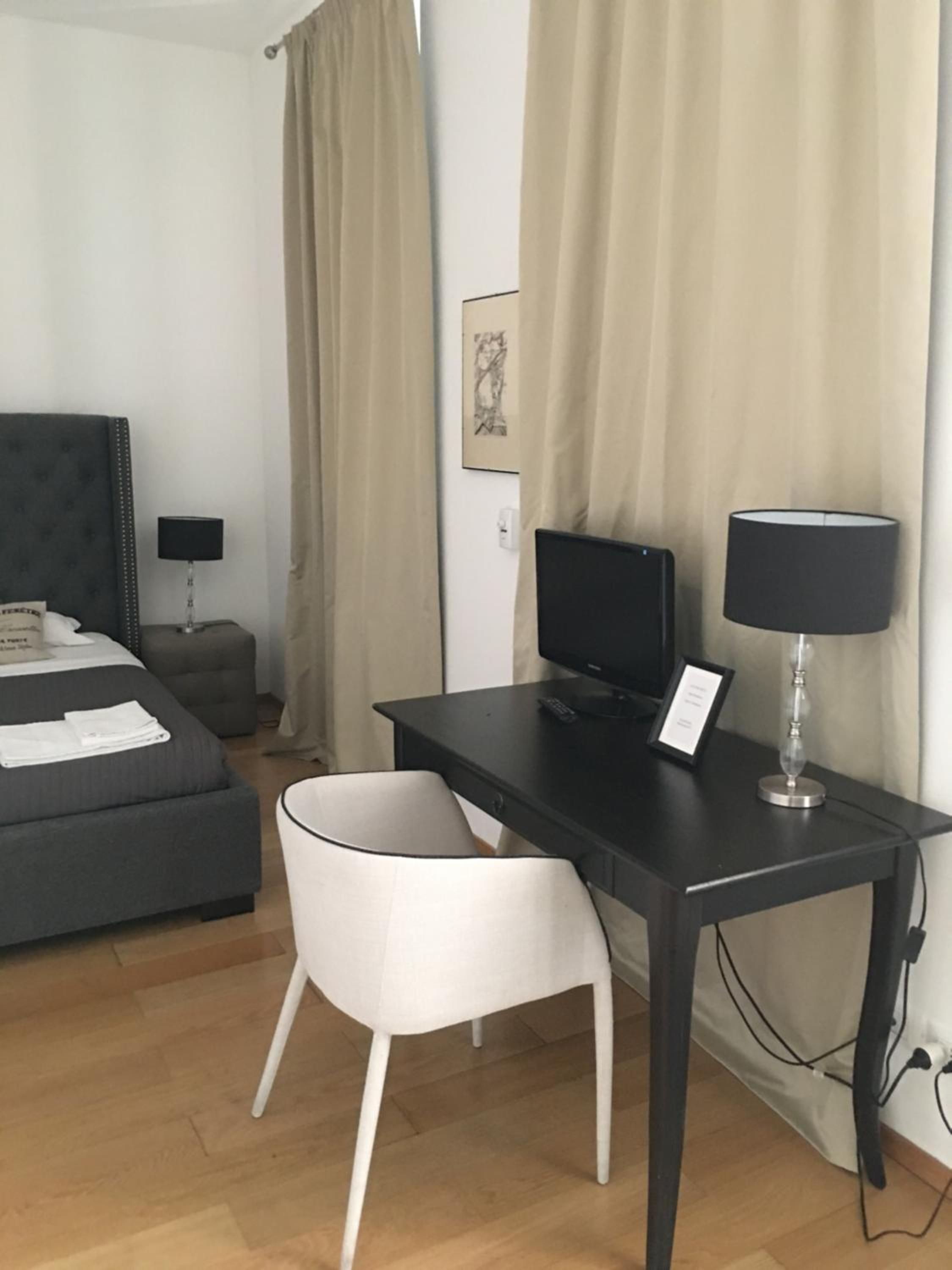 Standard Double Room with Fan photo 1