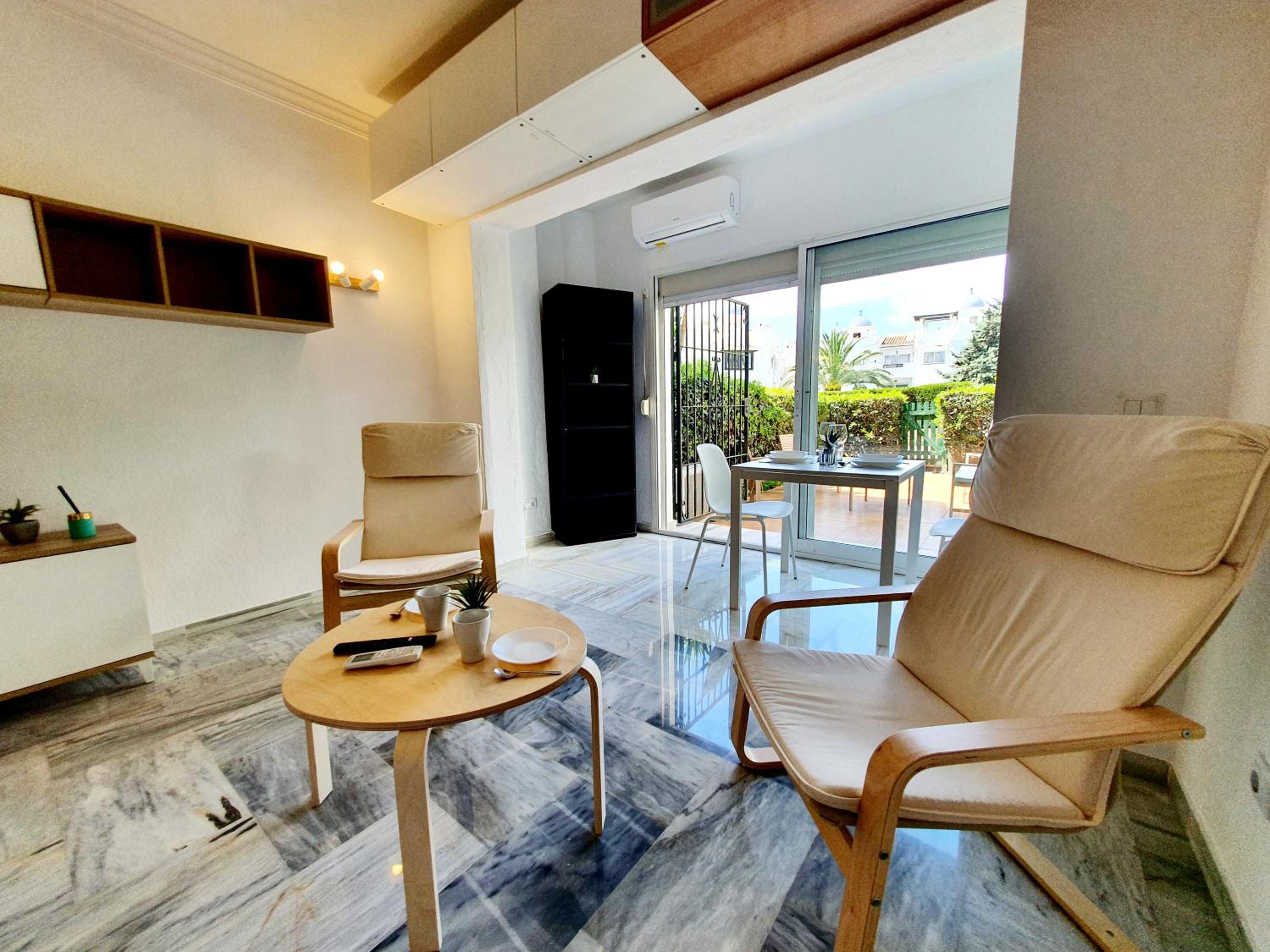 Estudio con terraza