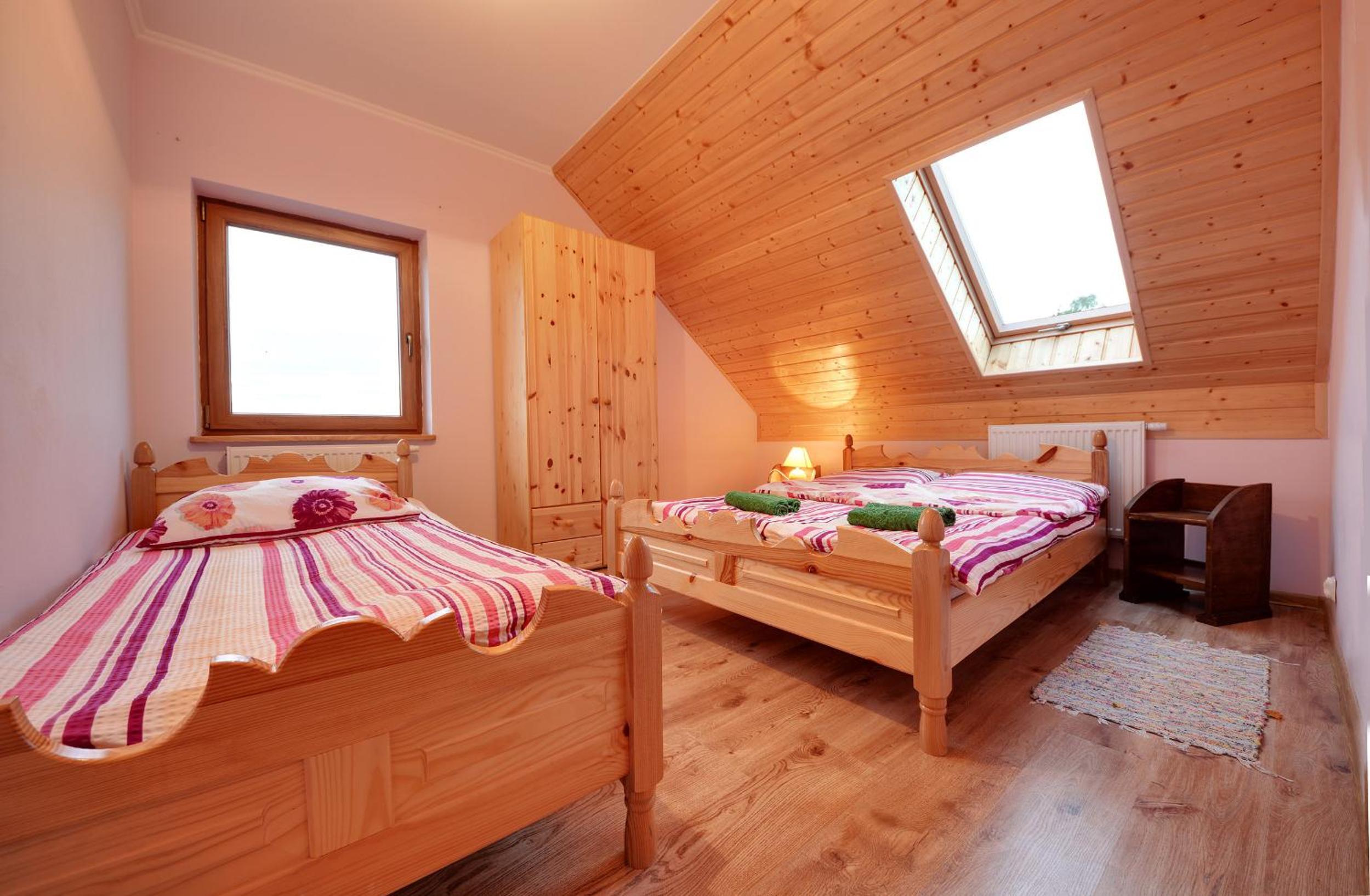 Two-Bedroom Apartment with Terrace and Lake View photo 3