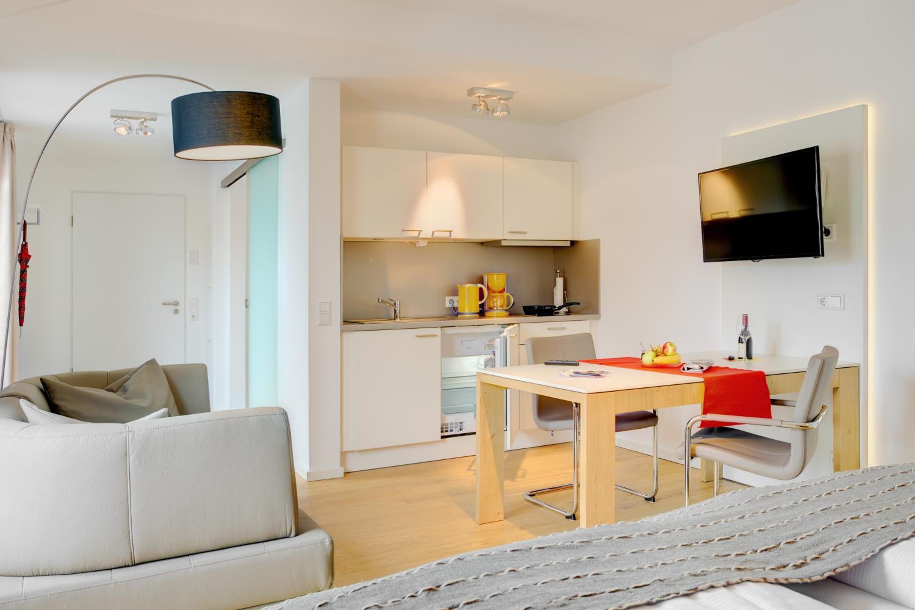 Studio Apartment photo 3