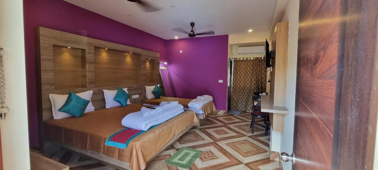 Deluxe Room - Photo 6