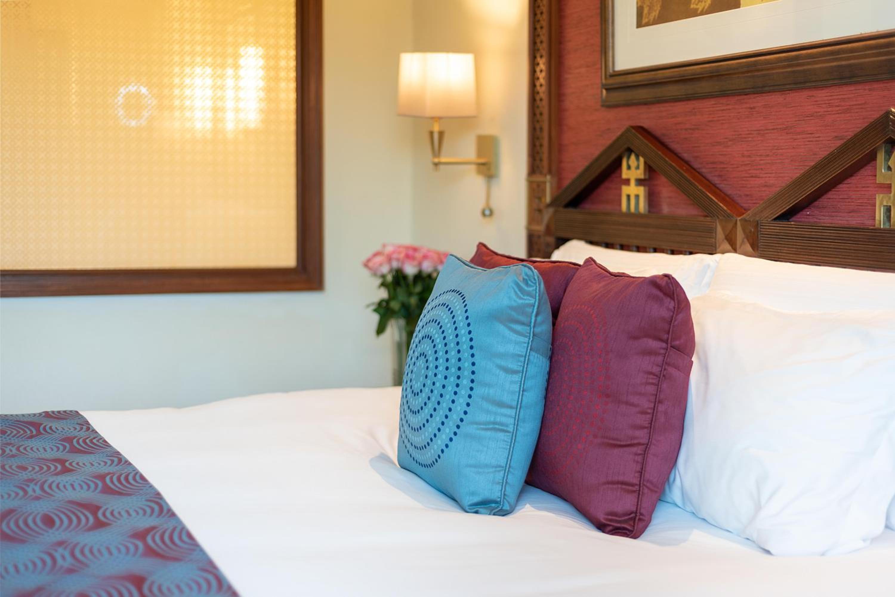 Deluxe Room - Photo 5