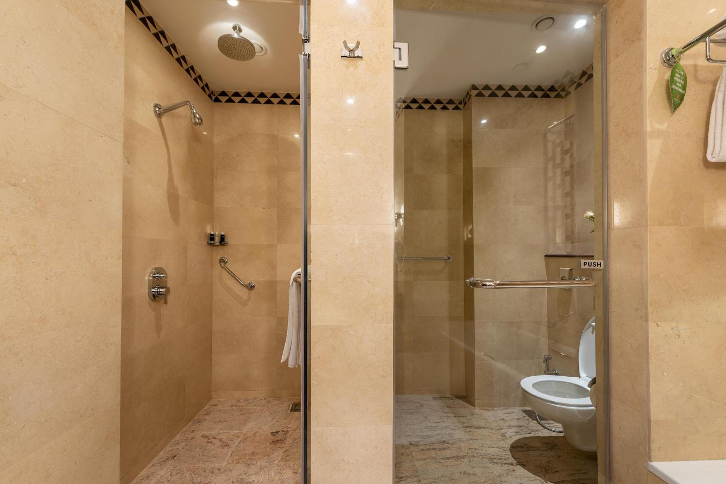 Deluxe Room - Photo 2