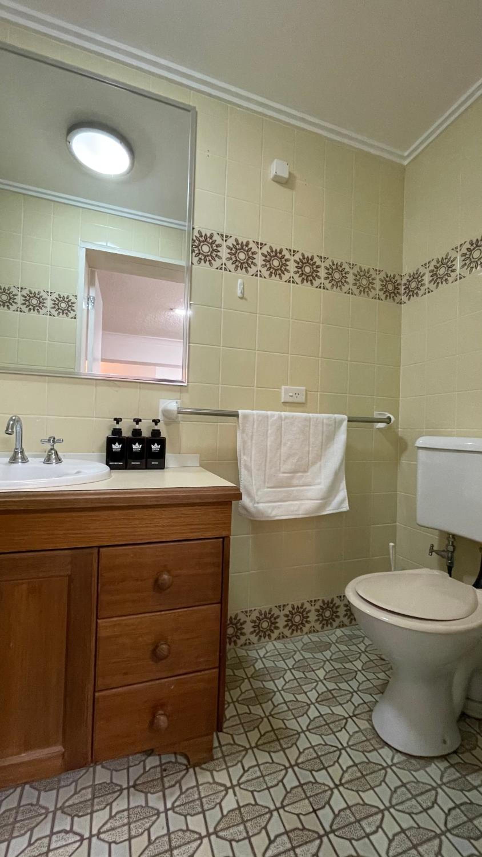 Studio Apartment photo 3
