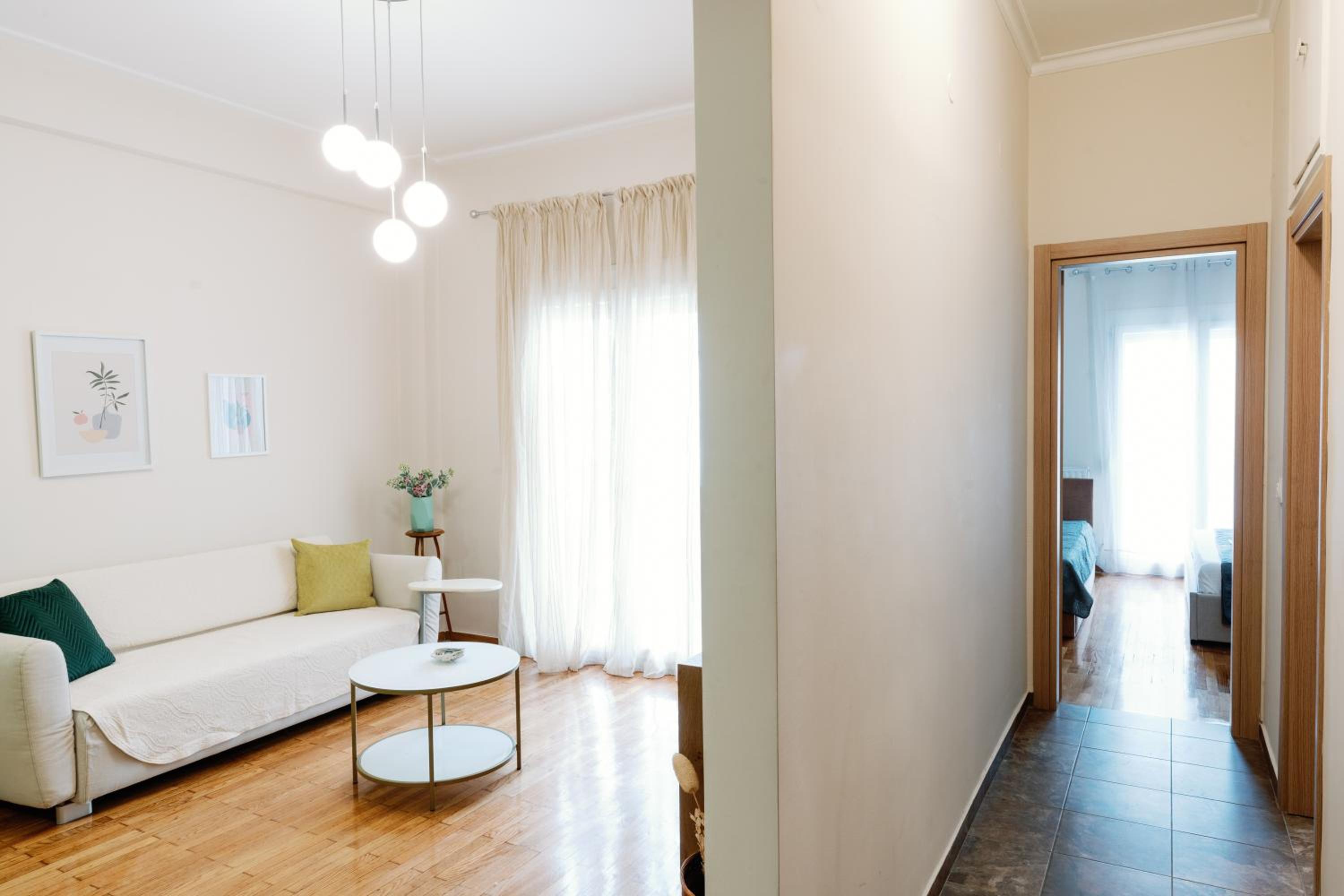 One-Bedroom Apartment - Photo 13