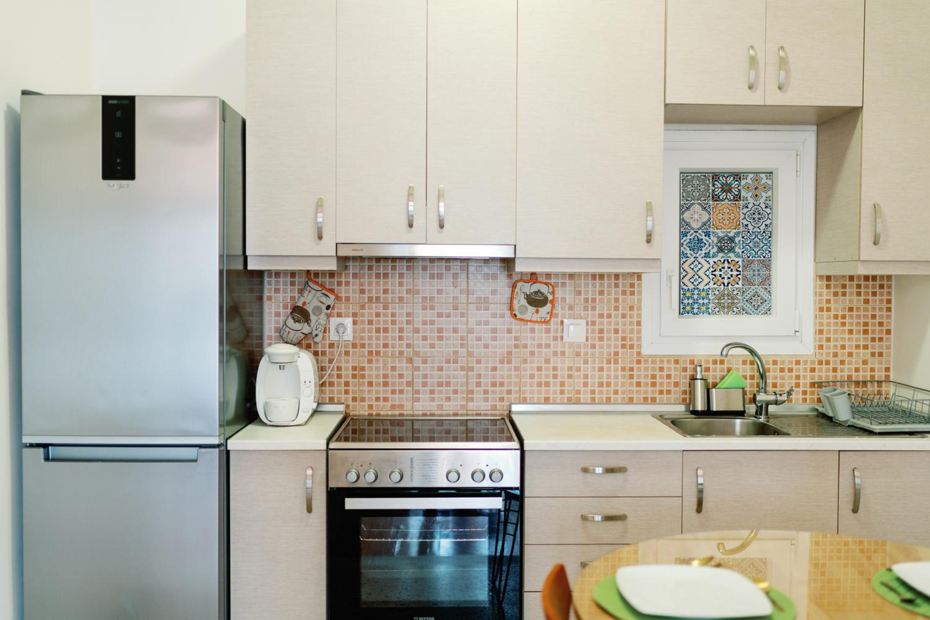 One-Bedroom Apartment - Photo 11