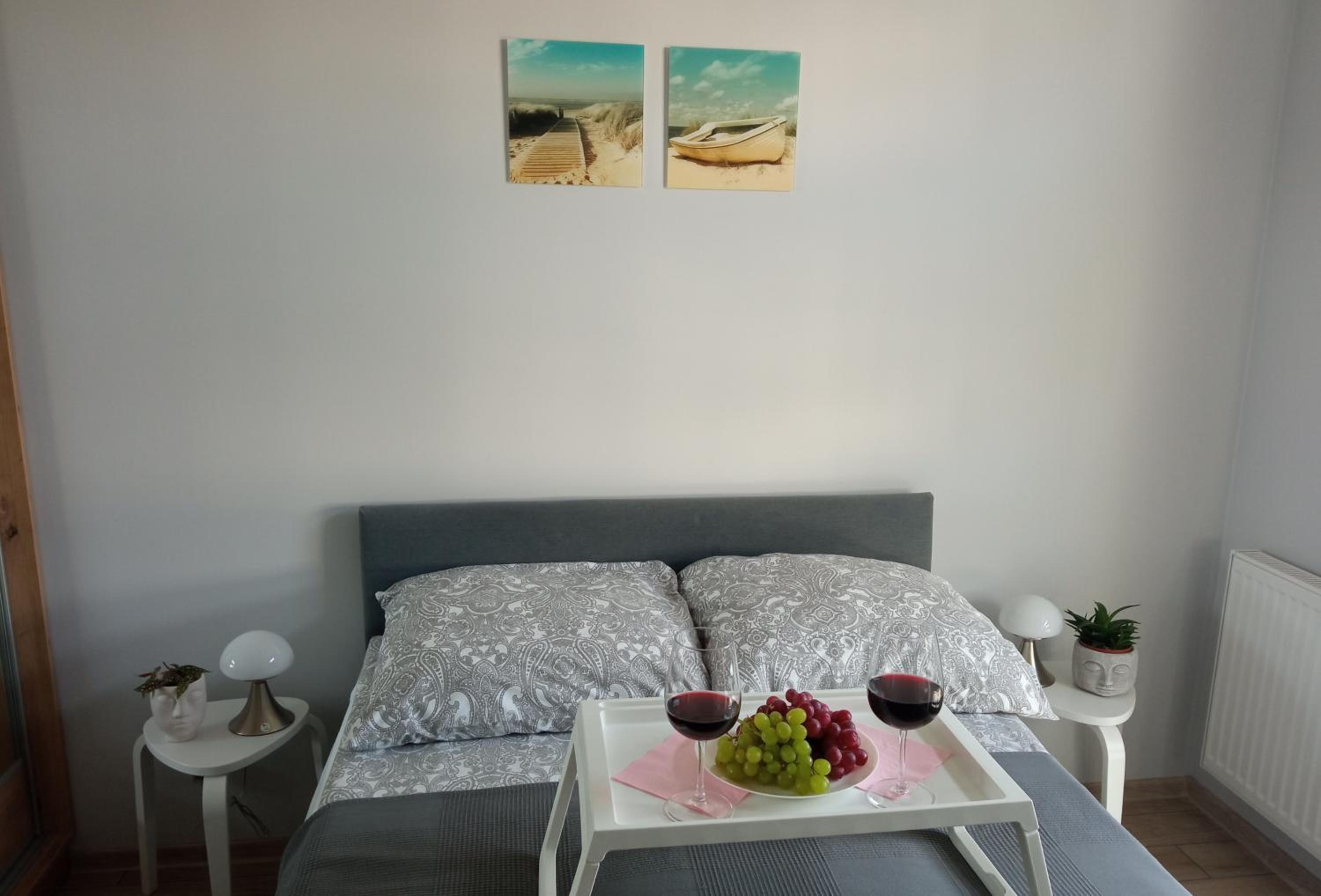 One-Bedroom Apartment - Photo 30