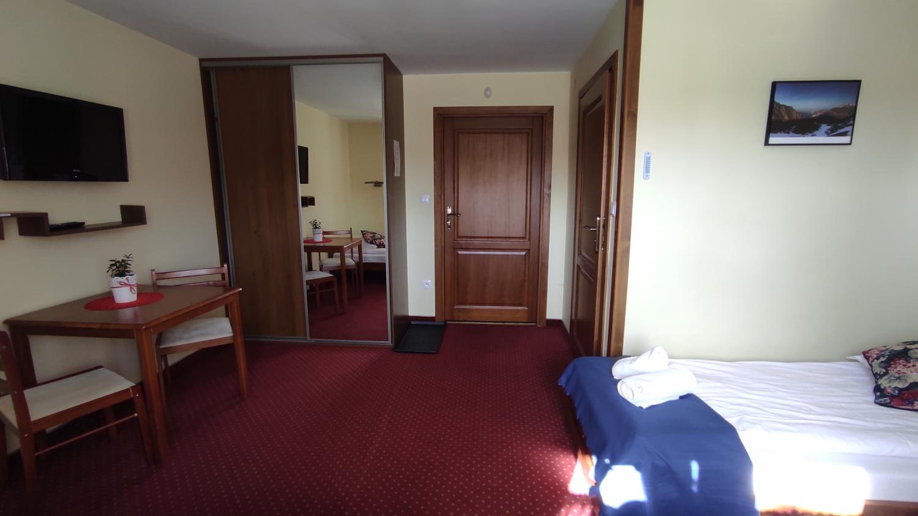 Triple Room photo 2