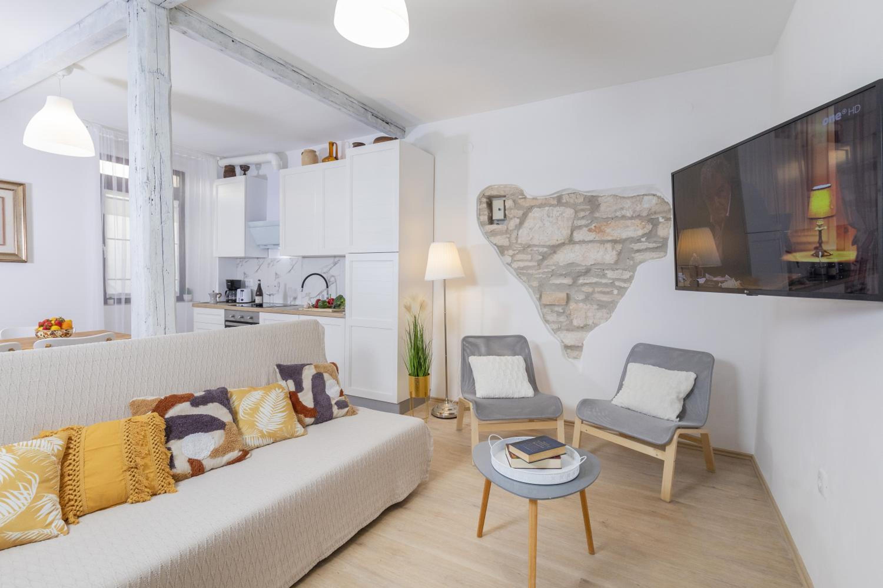 Deluxe Apartment