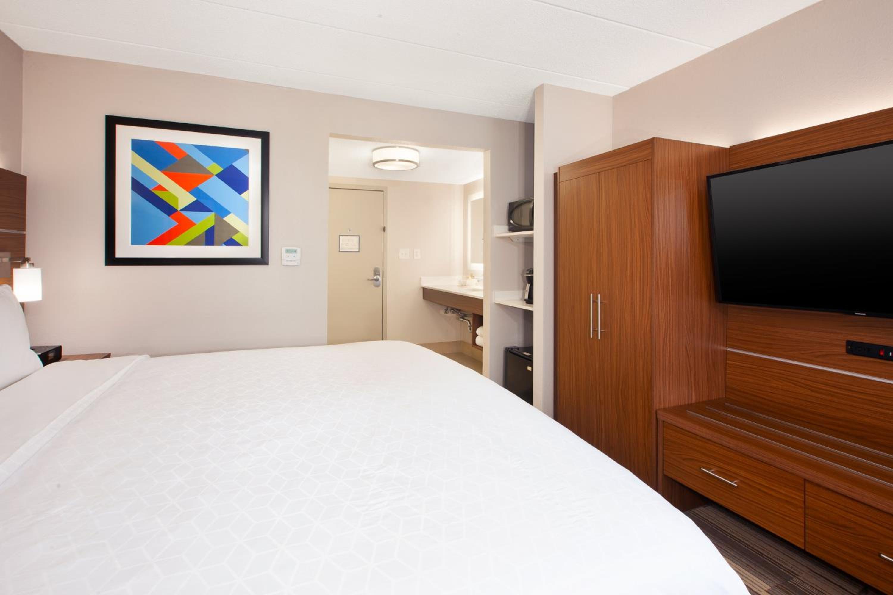 Standard King Room - Photo 2