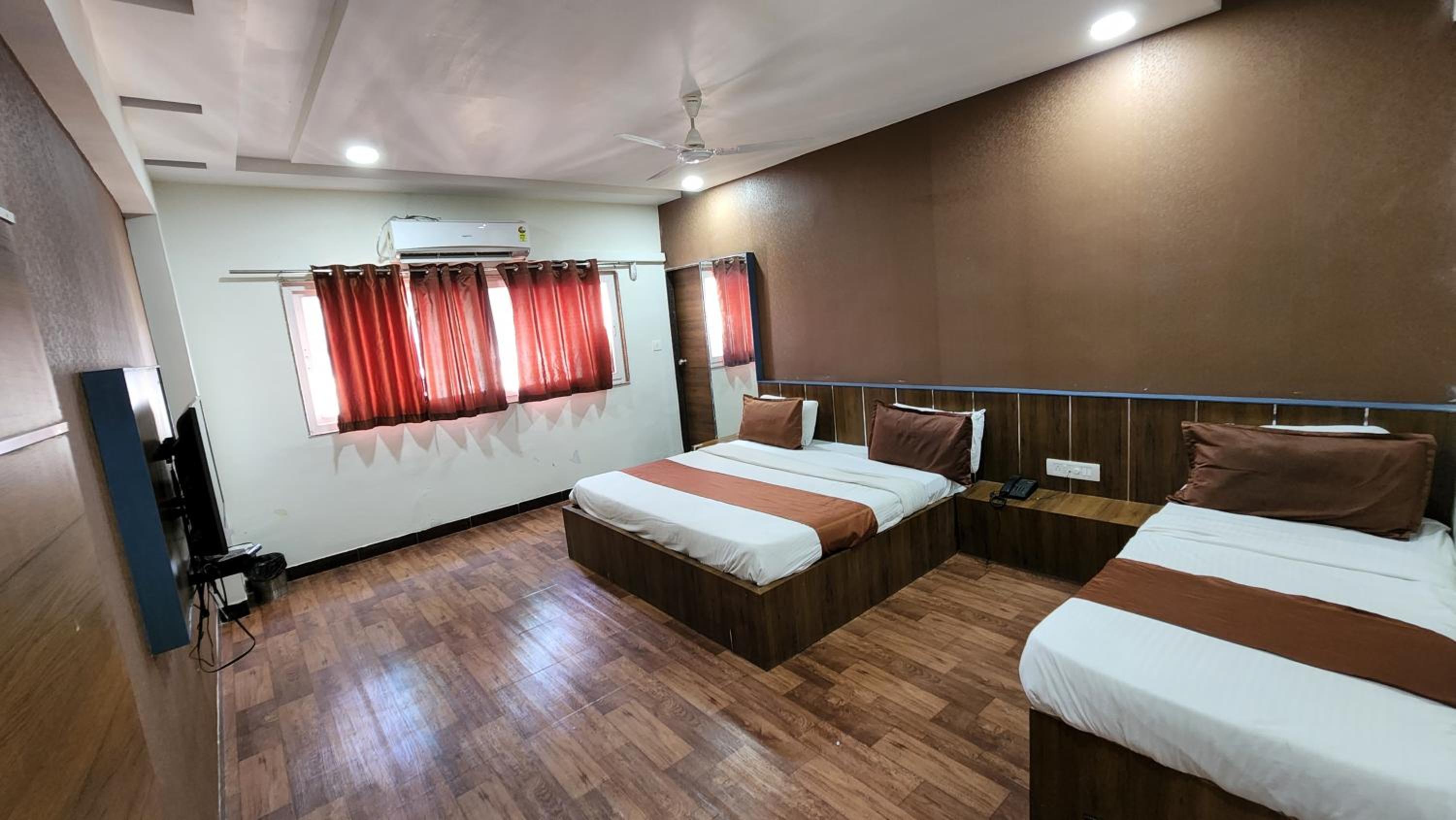 Basic Triple Room - Photo 13