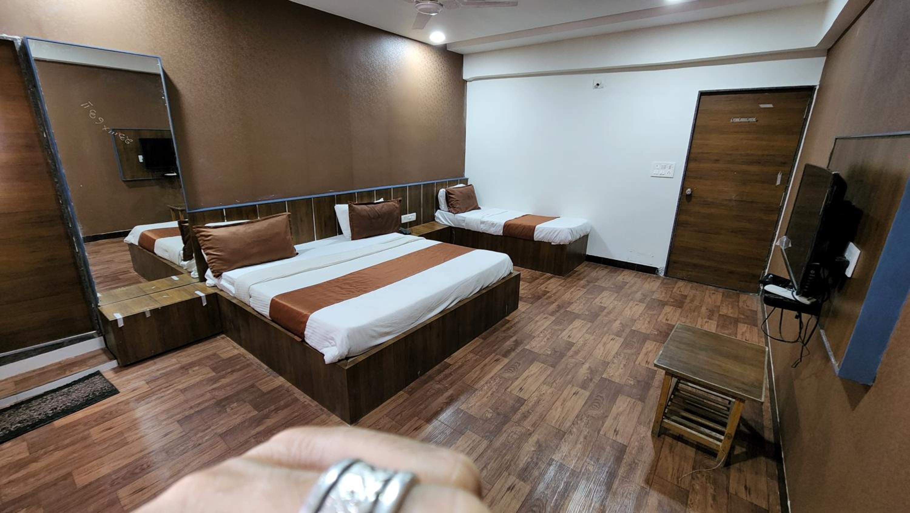 Basic Triple Room - Photo 9