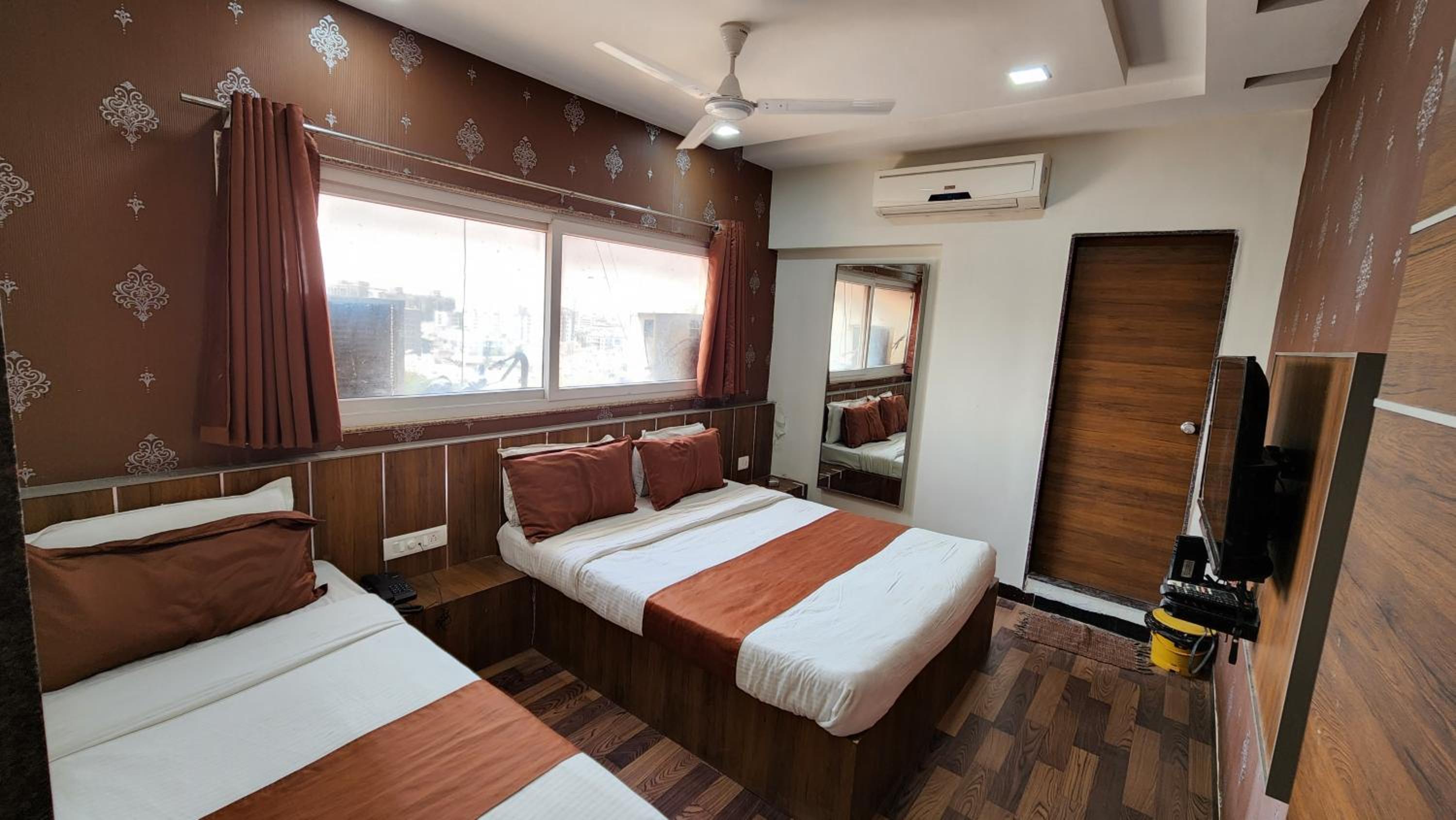 Basic Triple Room - Photo 6