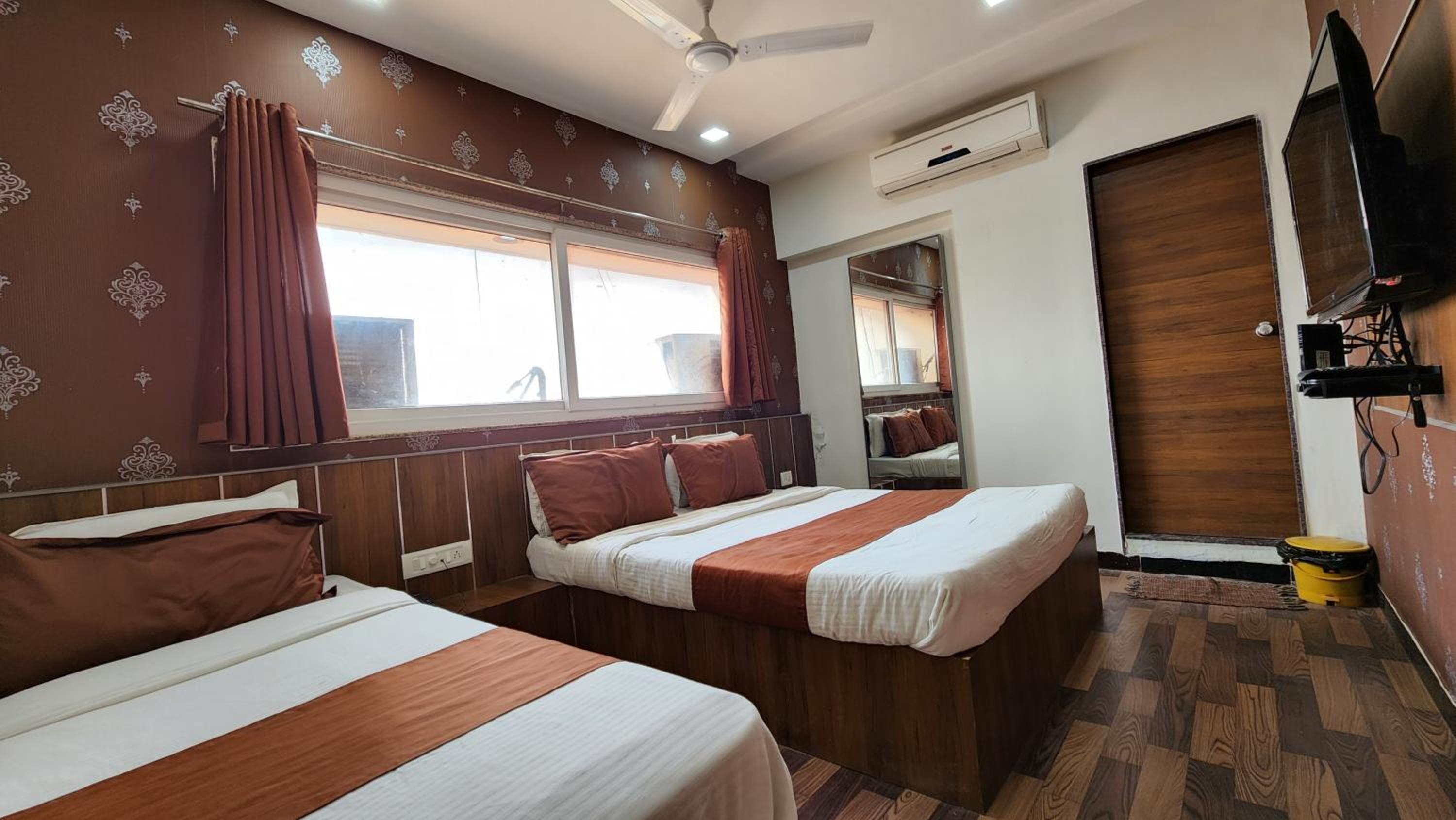 Basic Triple Room - Photo 2