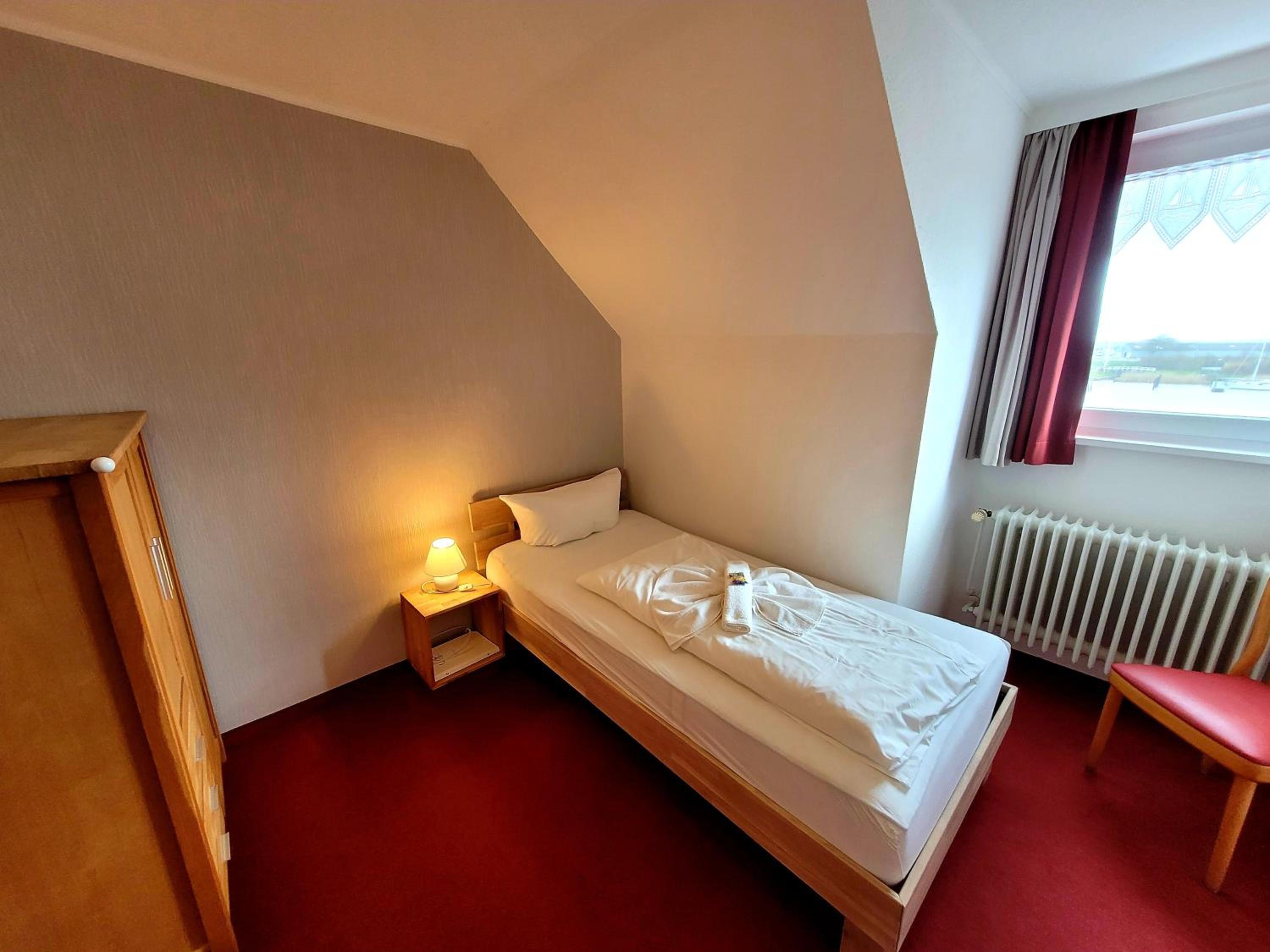 Single Room with Harbor View