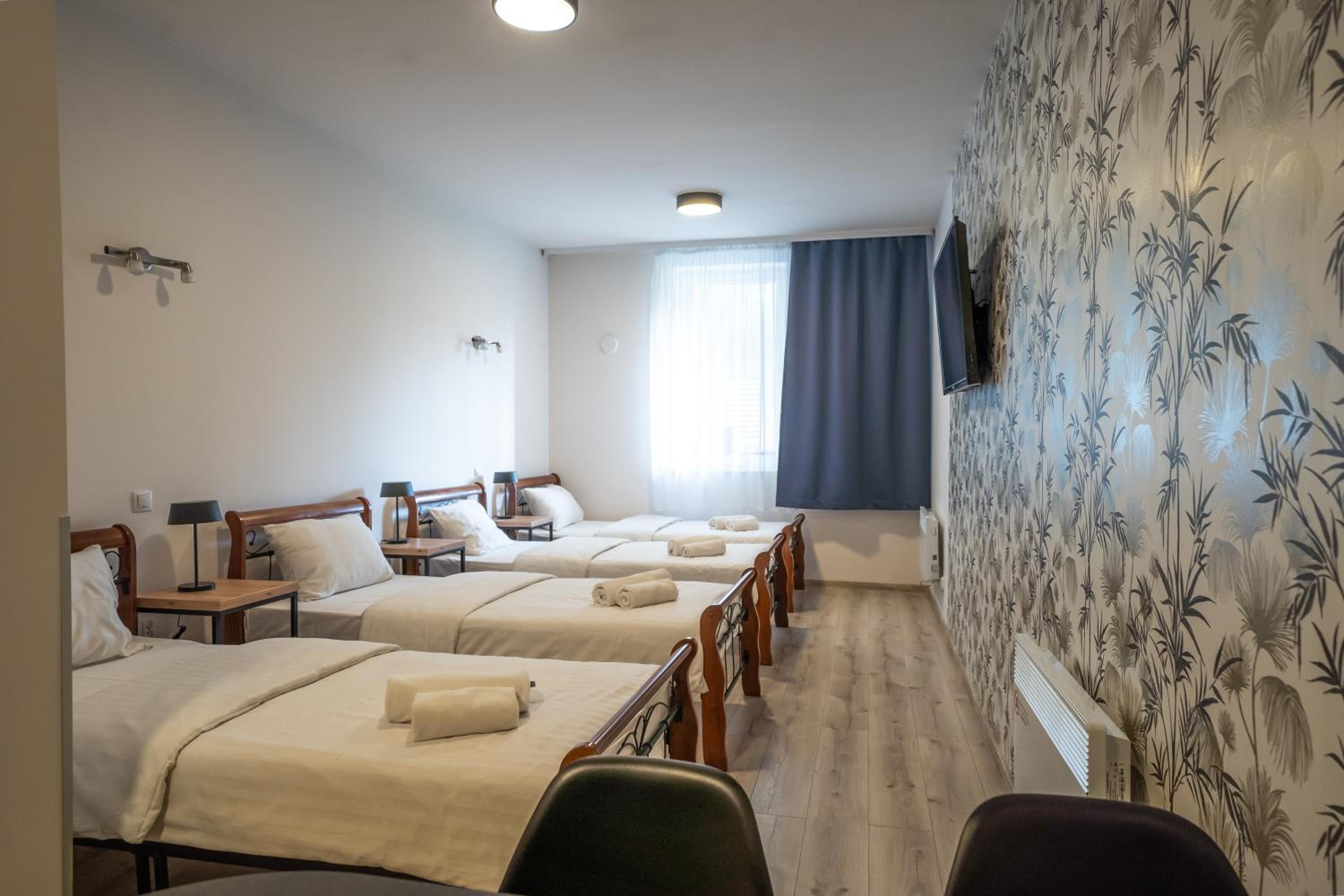 Quadruple Room - Photo 6