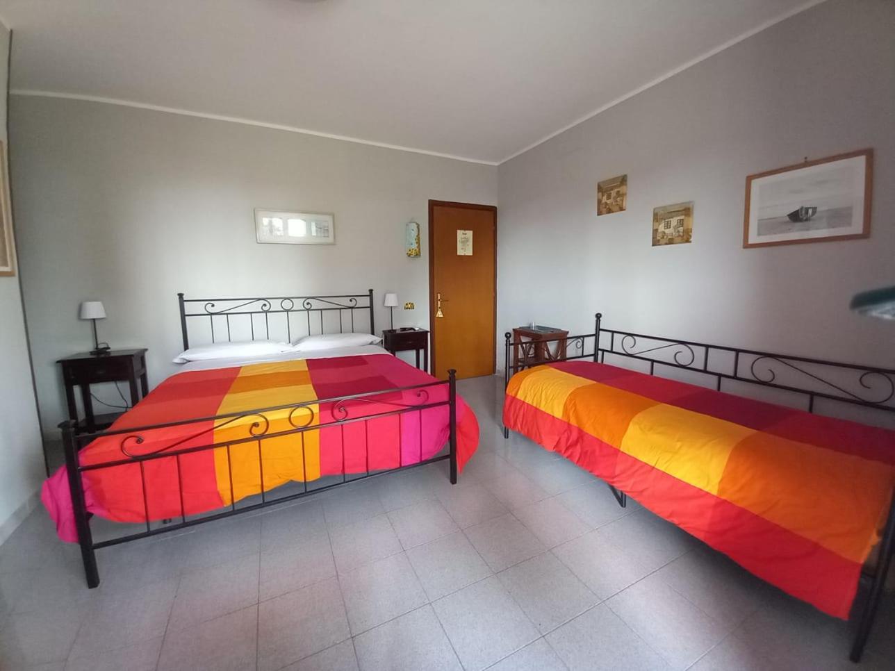 Double Room - Photo 4