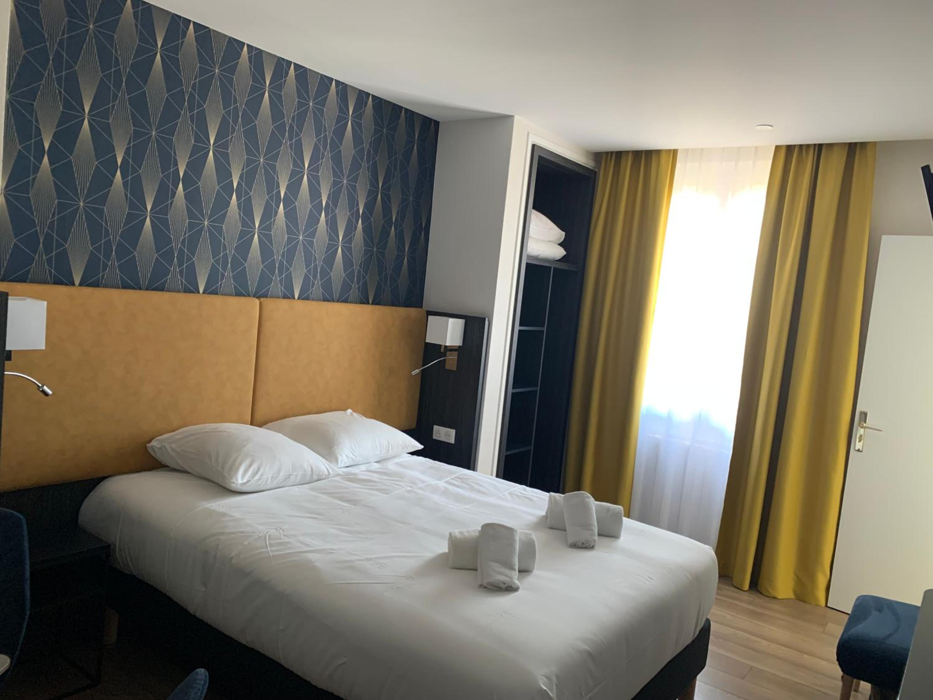 Deluxe Double Room - Photo 5