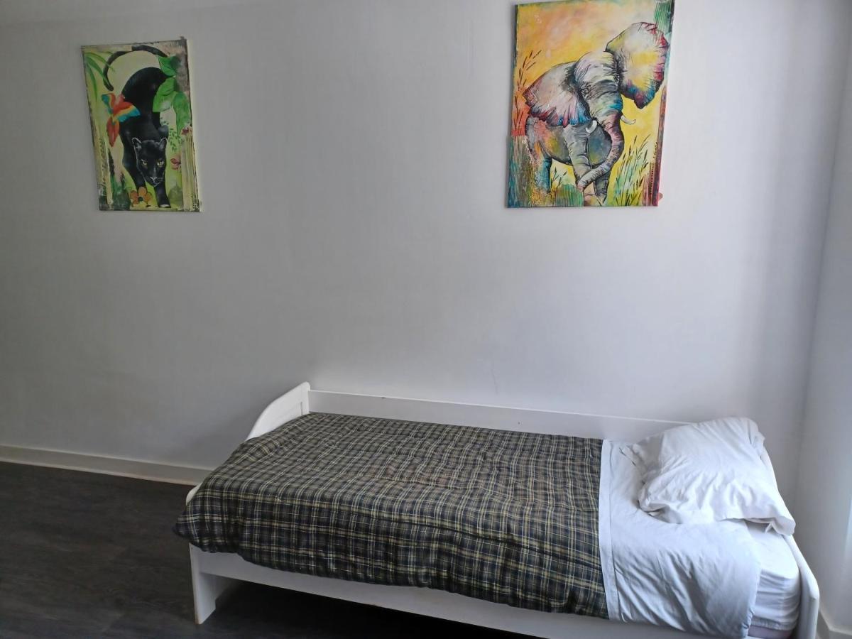 Triple Room with Bath photo 2