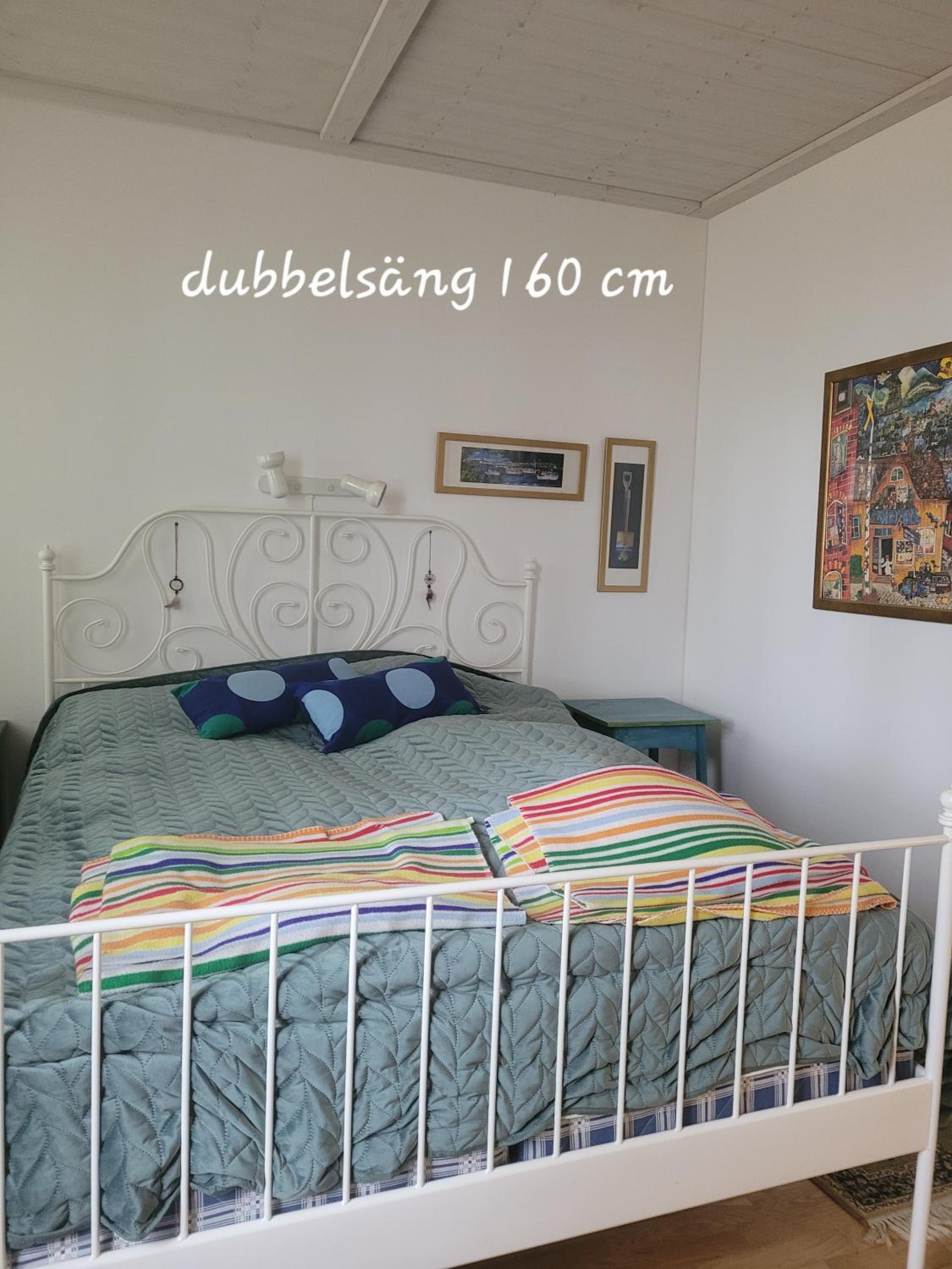 One-Bedroom Apartment - Photo 1