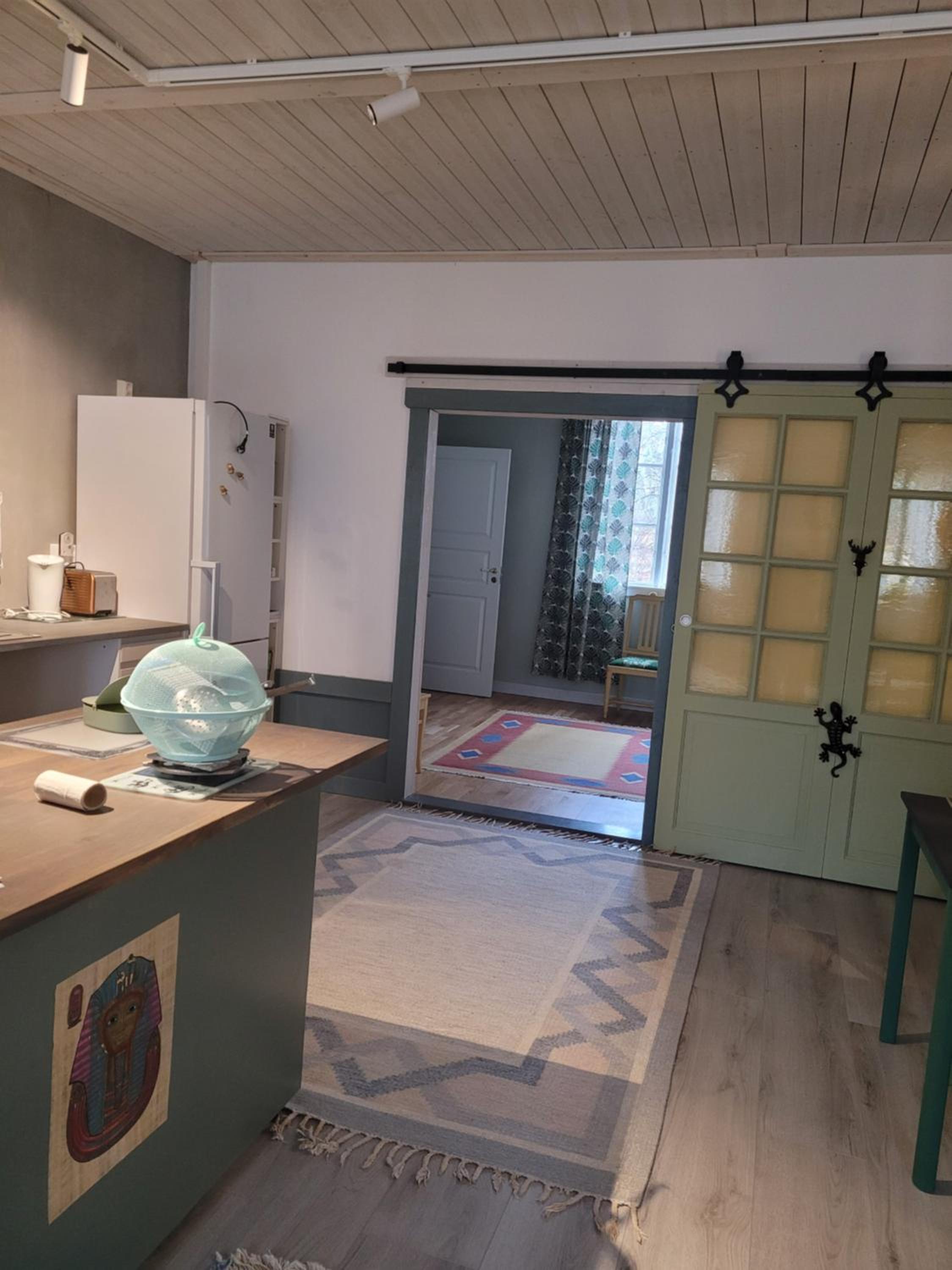 One-Bedroom Apartment - Photo 17