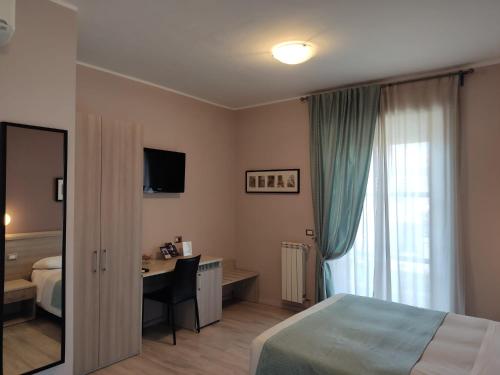 Large Double Room photo 2