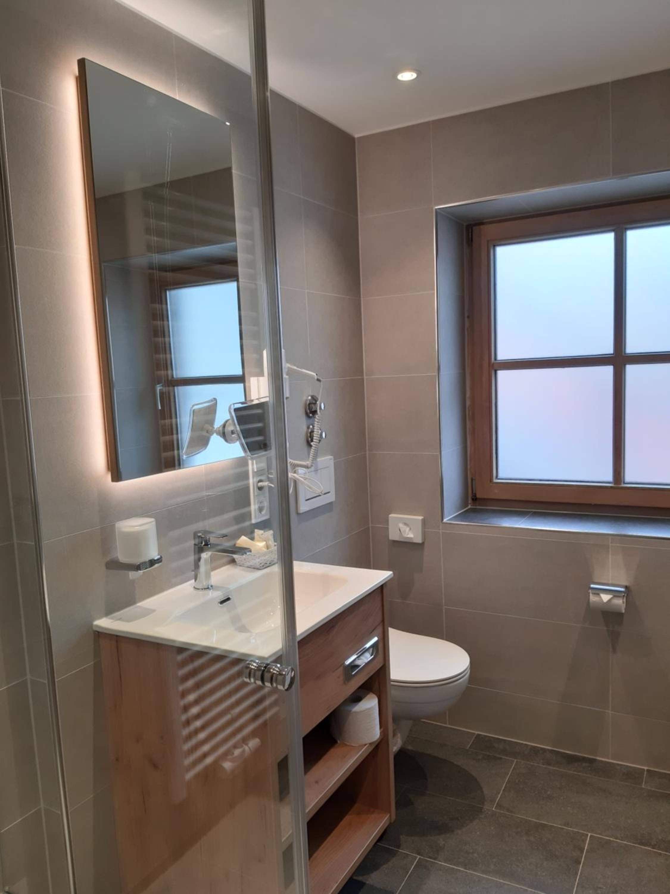 Double Room - Photo 5