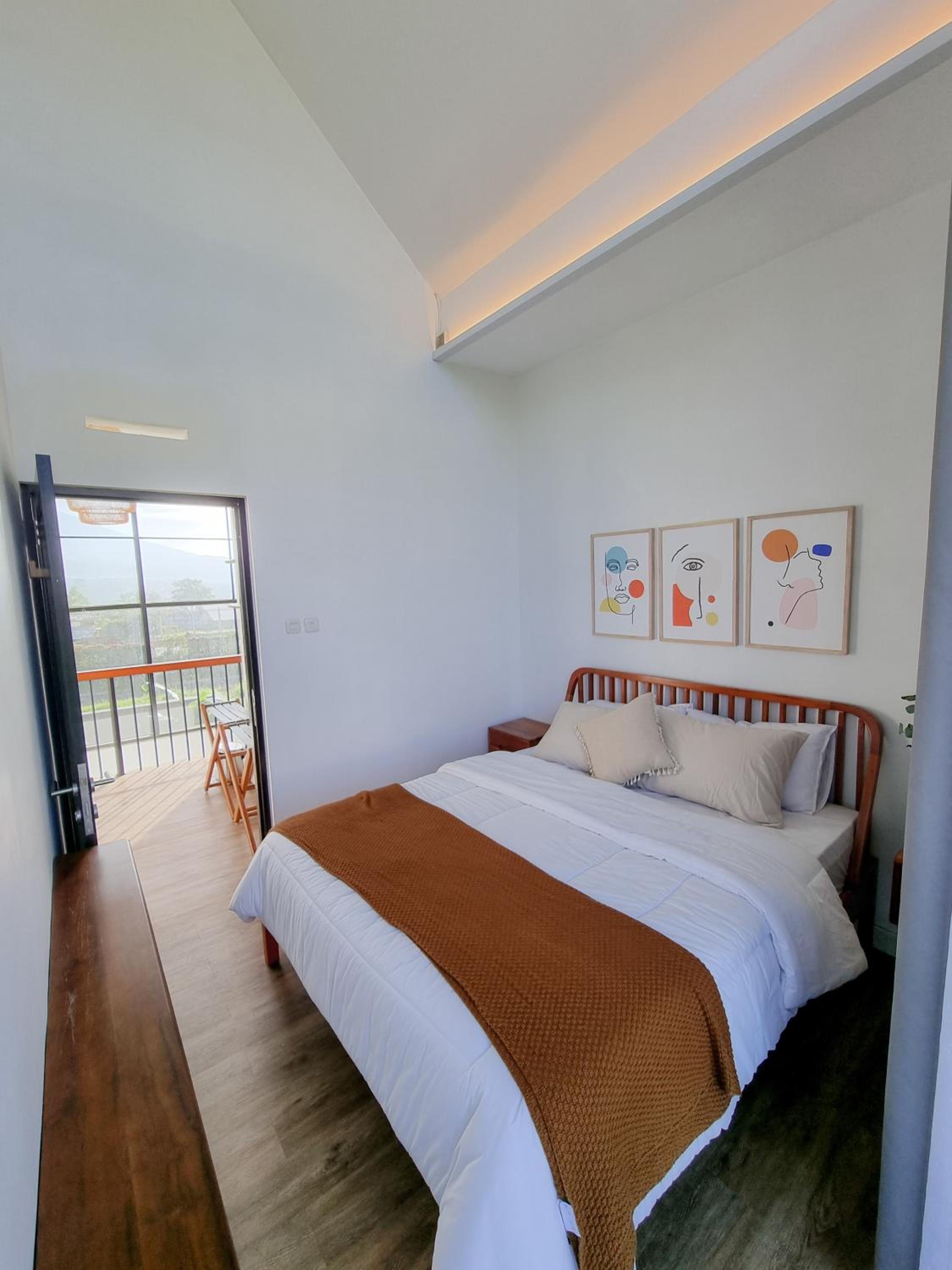 Two-Bedroom Villa - Photo 11