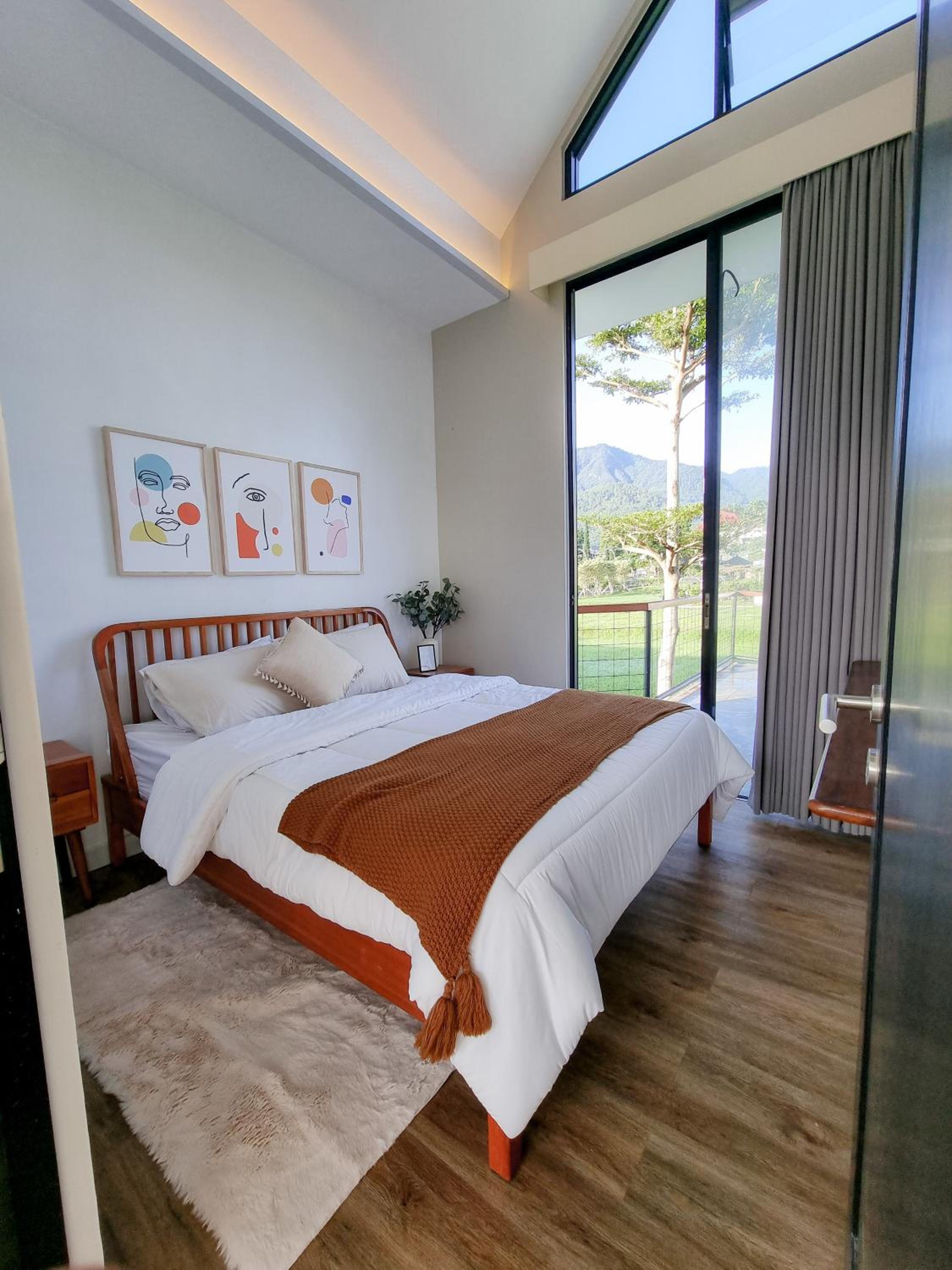 Two-Bedroom Villa - Photo 23