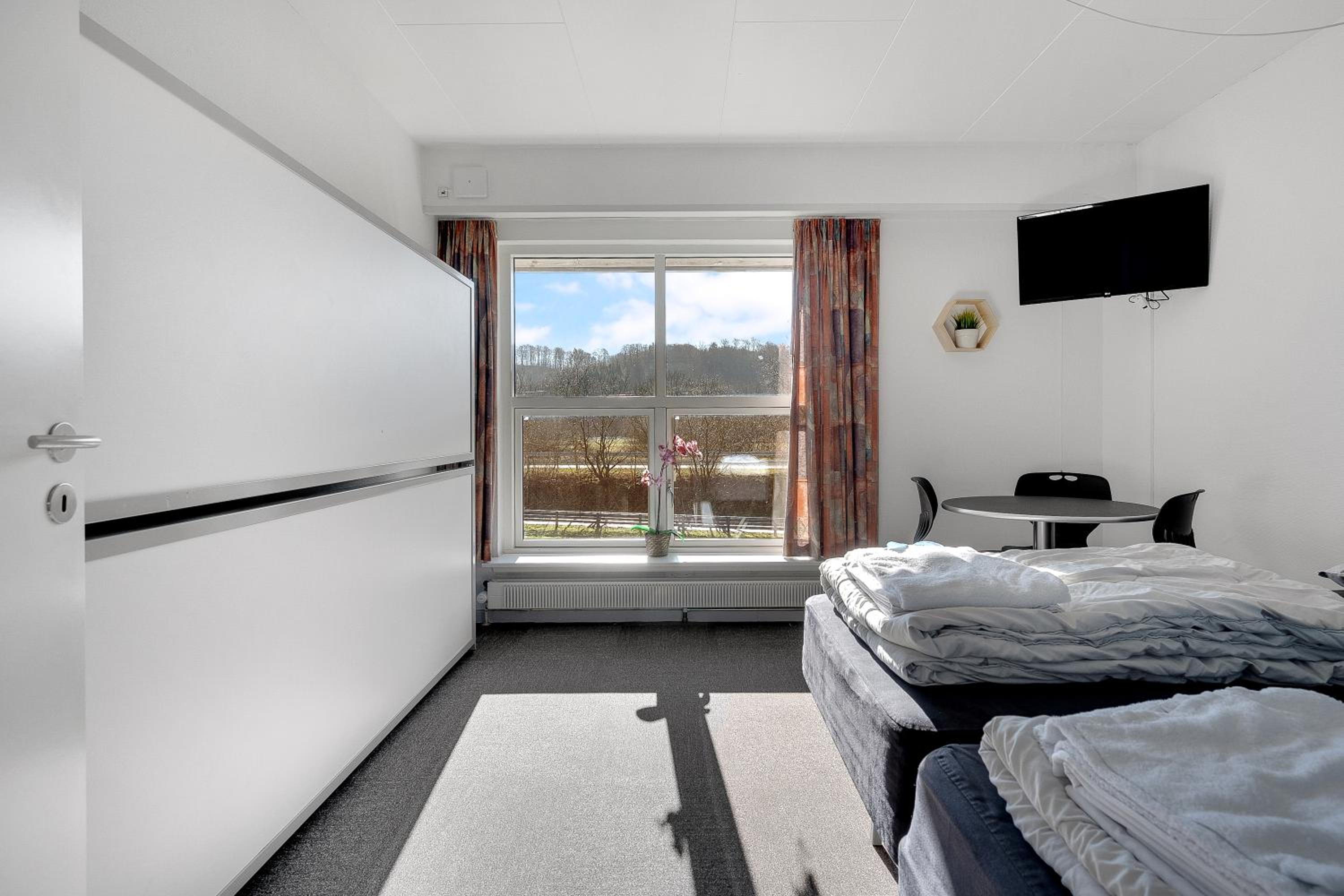 Double or Twin Room with Private Bathroom photo 1