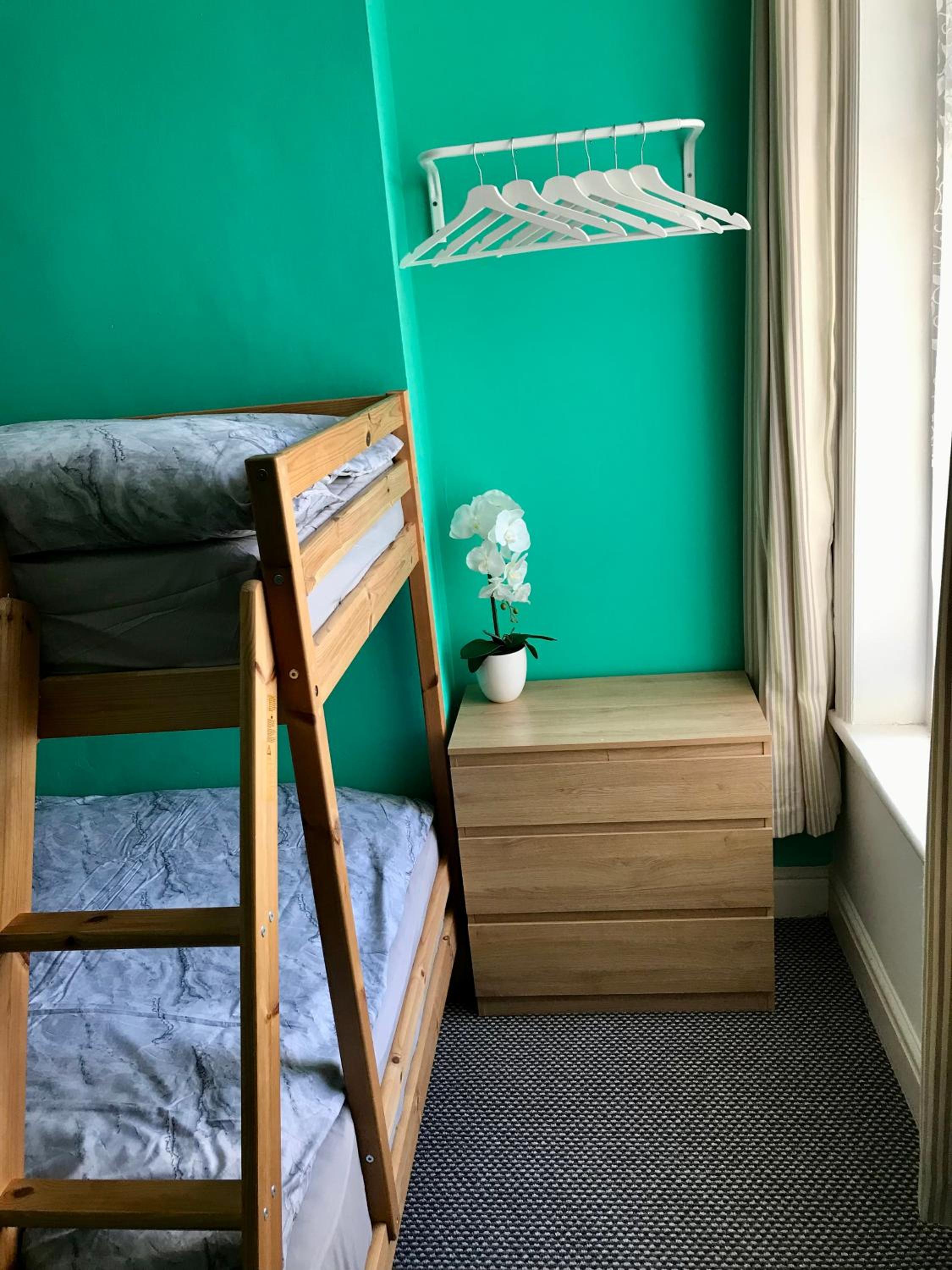 Triple Room - Photo 2